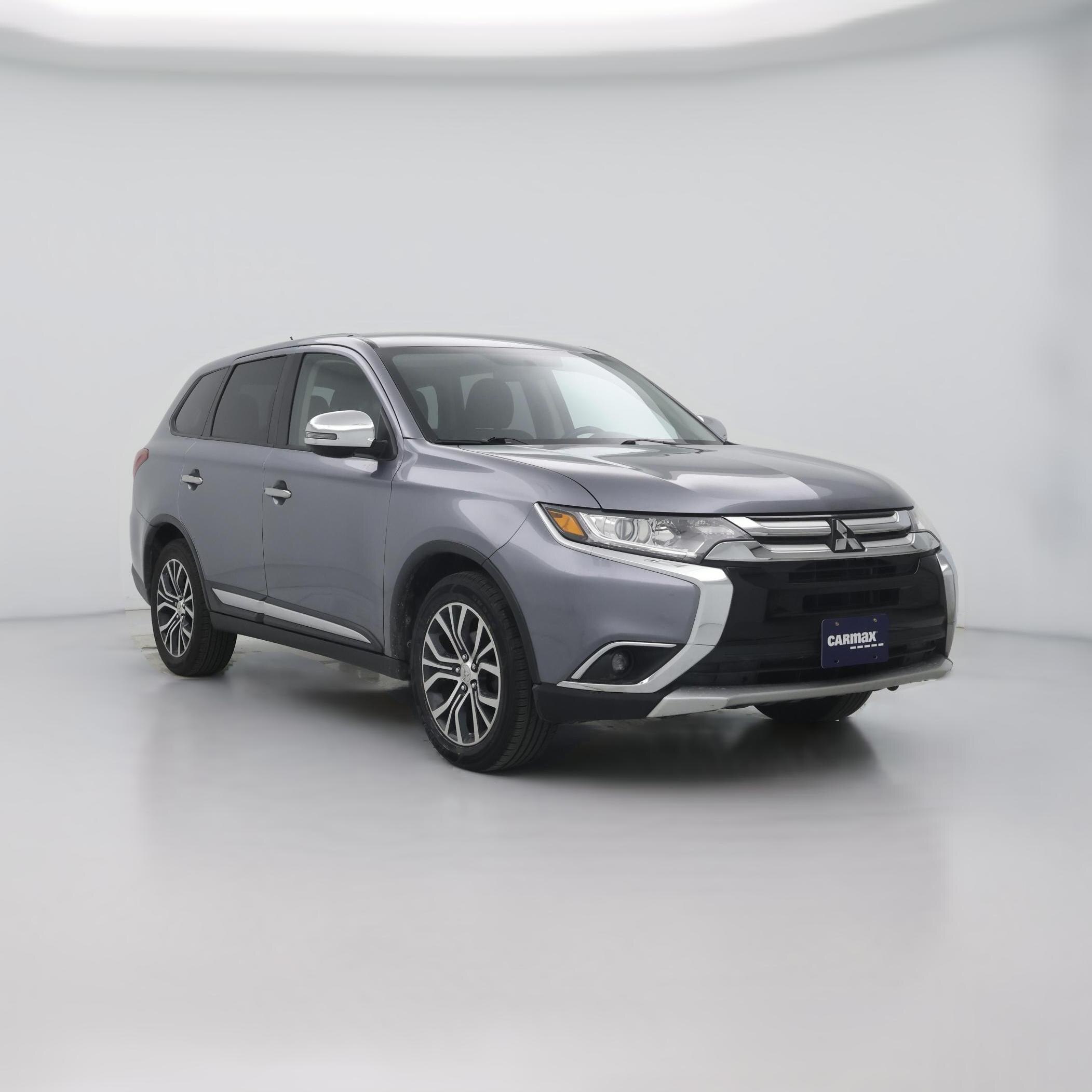 Thumbnail: 2016 Mitsubishi Outlander - 1