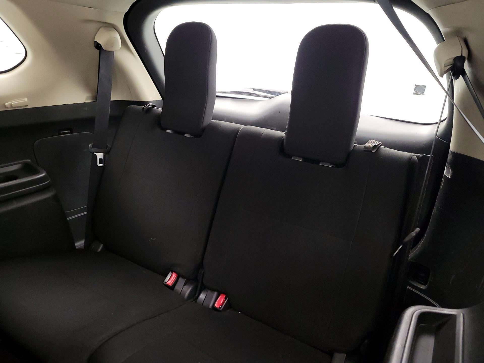 Thumbnail: 2016 Mitsubishi Outlander - 20