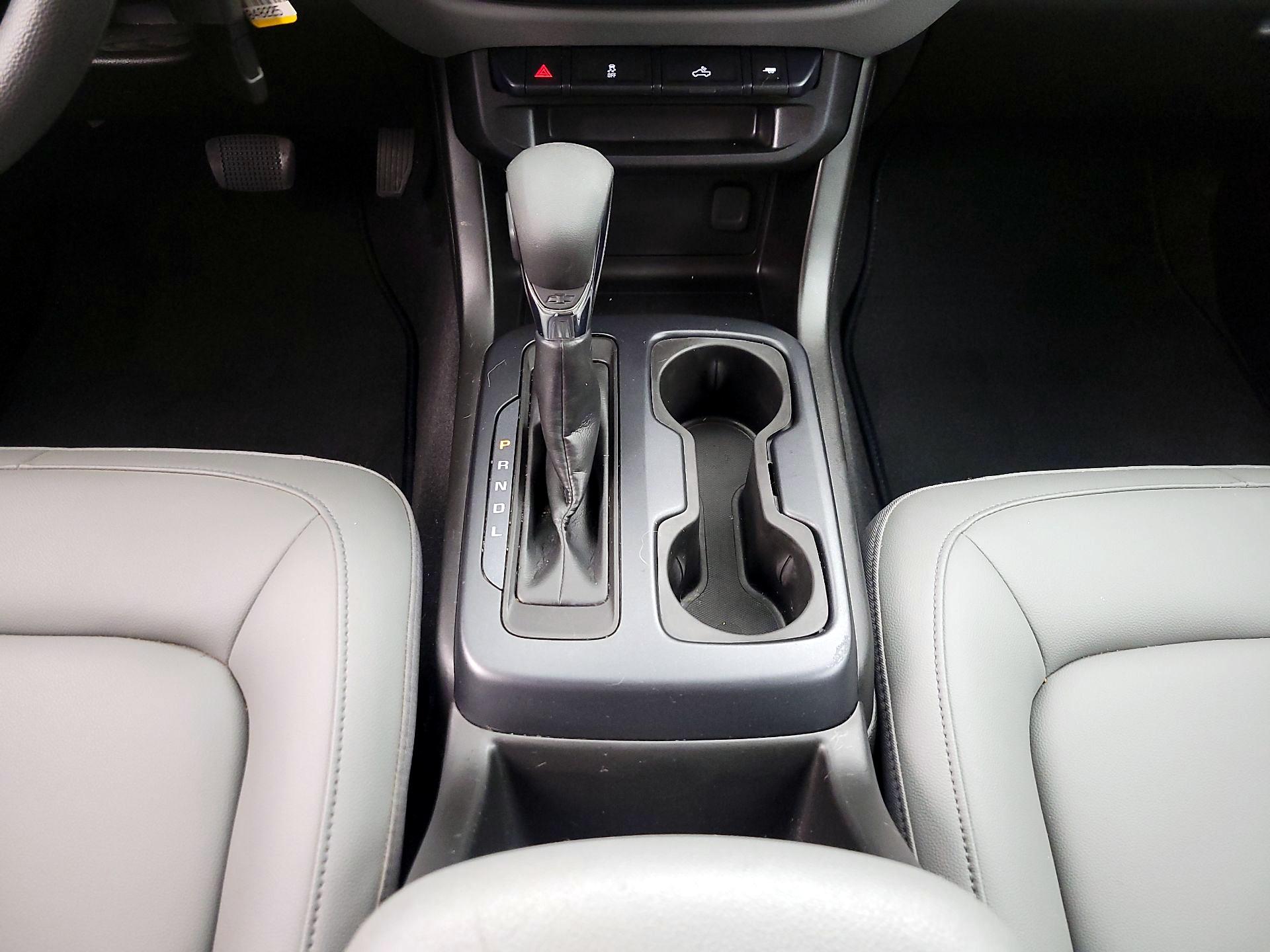 Thumbnail: 2022 Chevrolet Colorado - 17