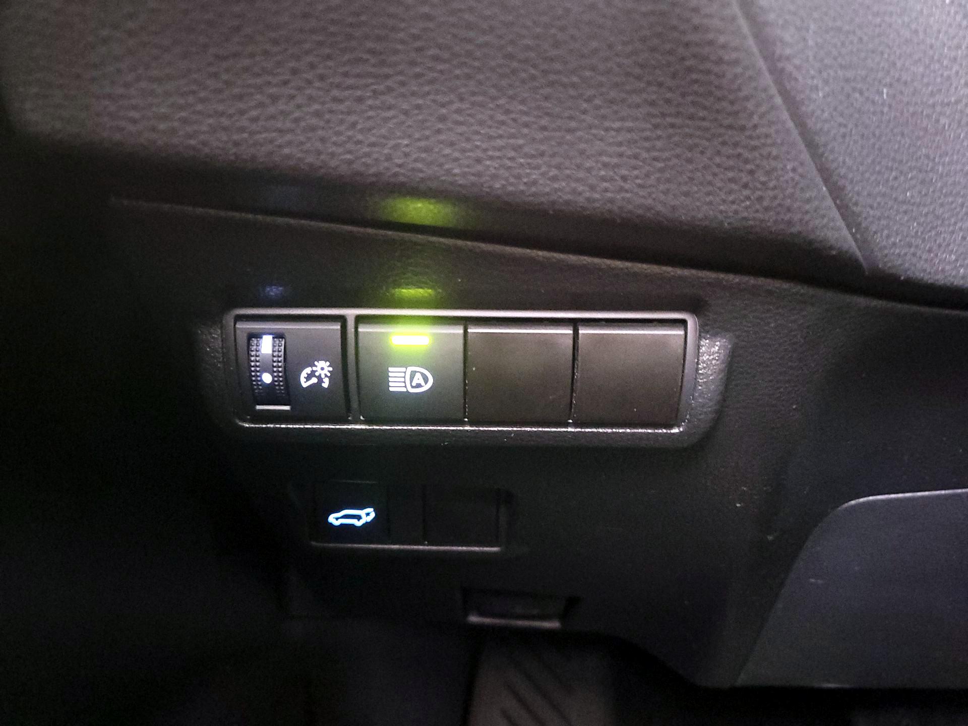 Thumbnail: 2023 Toyota Corolla Cross - 13