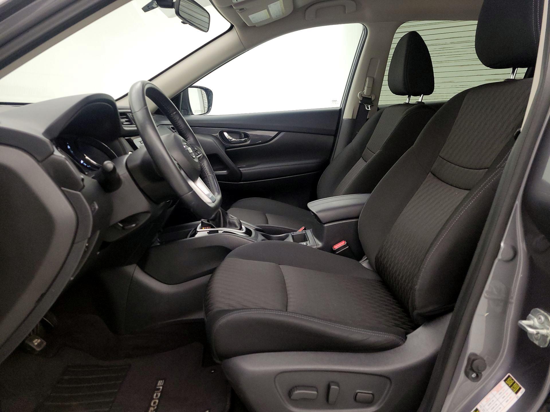 Thumbnail: 2018 Nissan Rogue - 11