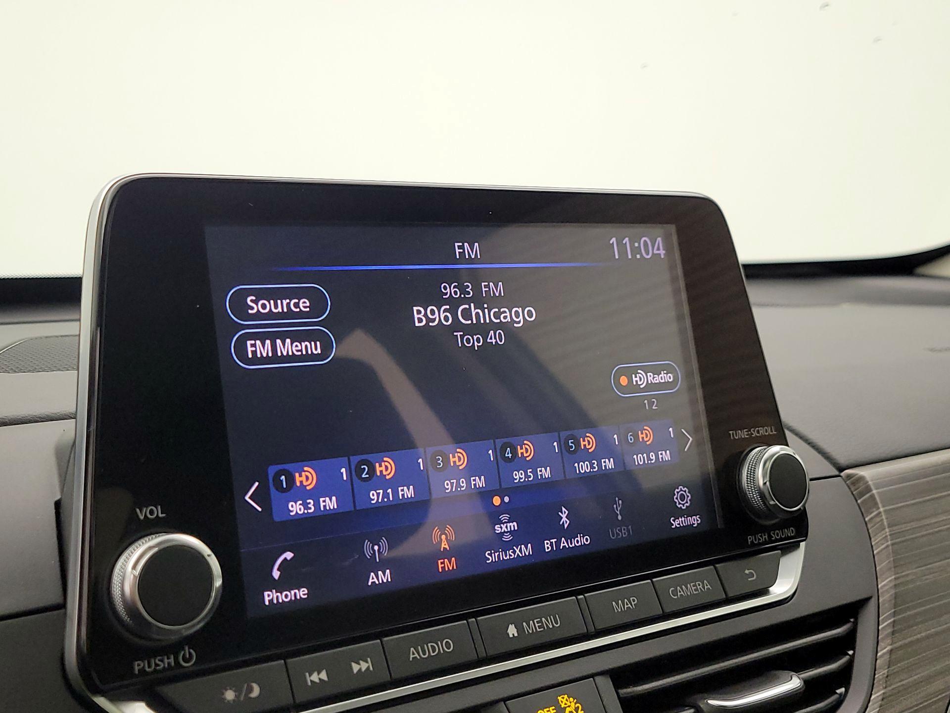 Thumbnail: 2019 Nissan Altima - 16