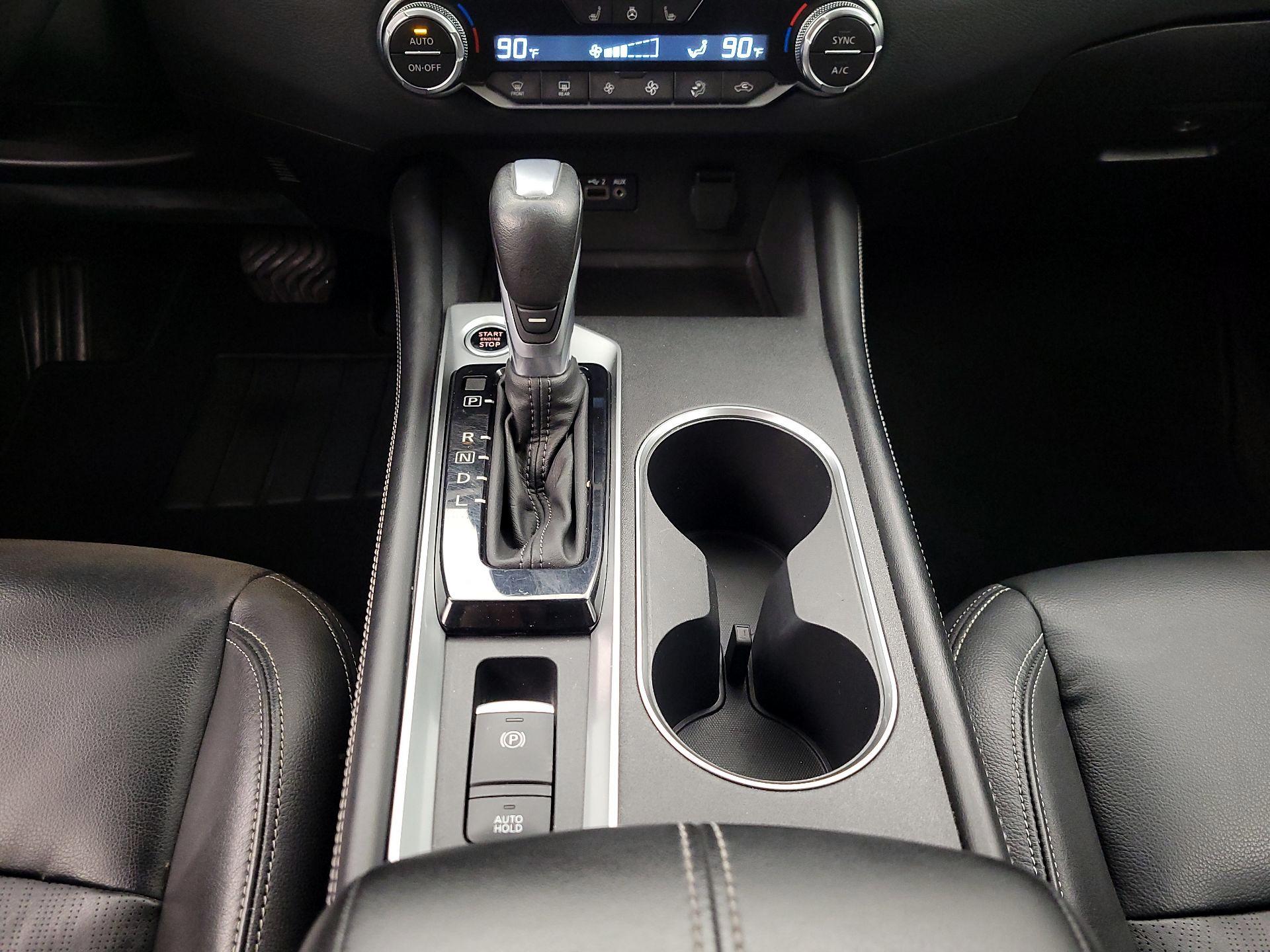 Thumbnail: 2019 Nissan Altima - 18