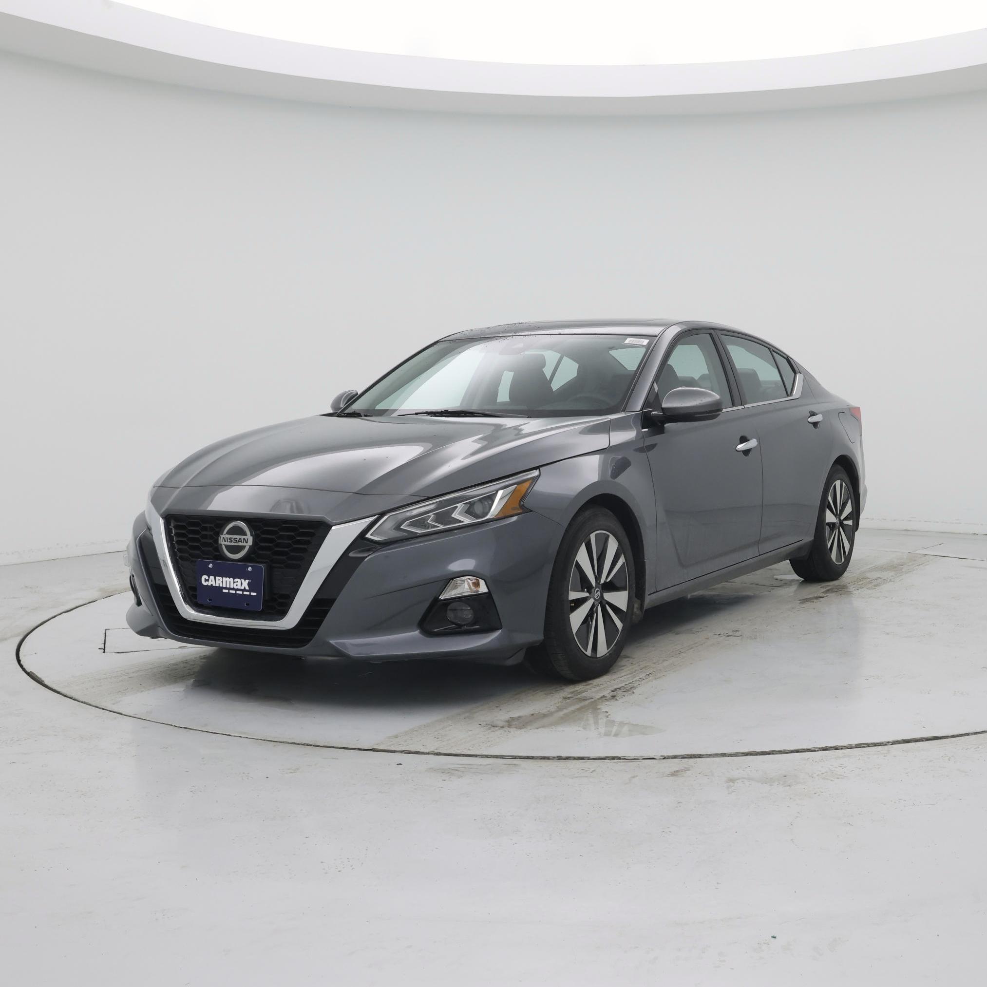 Thumbnail: 2019 Nissan Altima - 4