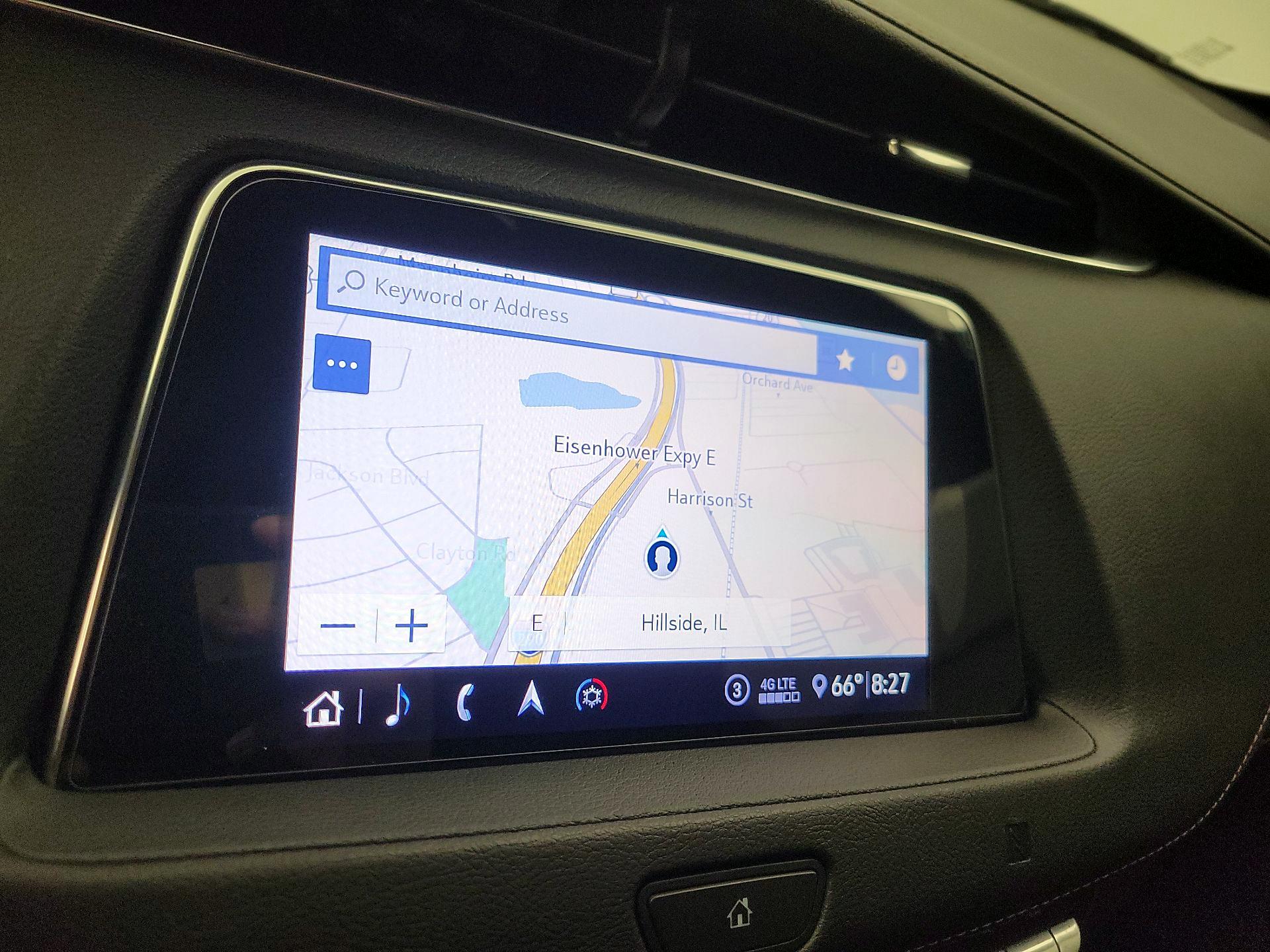 Thumbnail: 2020 Cadillac XT4 - 14