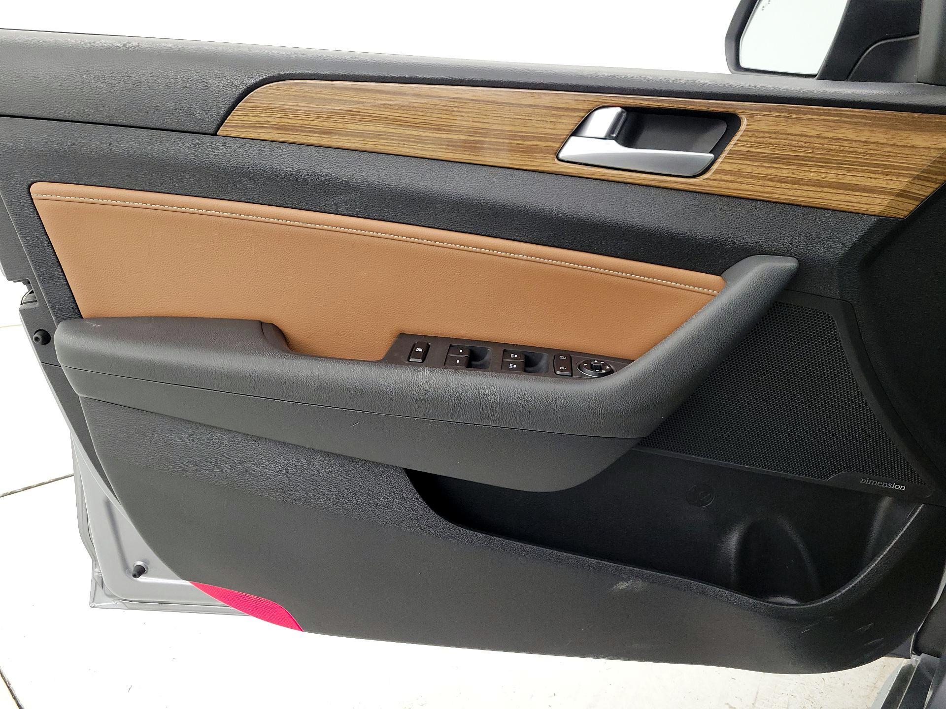 Thumbnail: 2015 Hyundai Sonata - 12