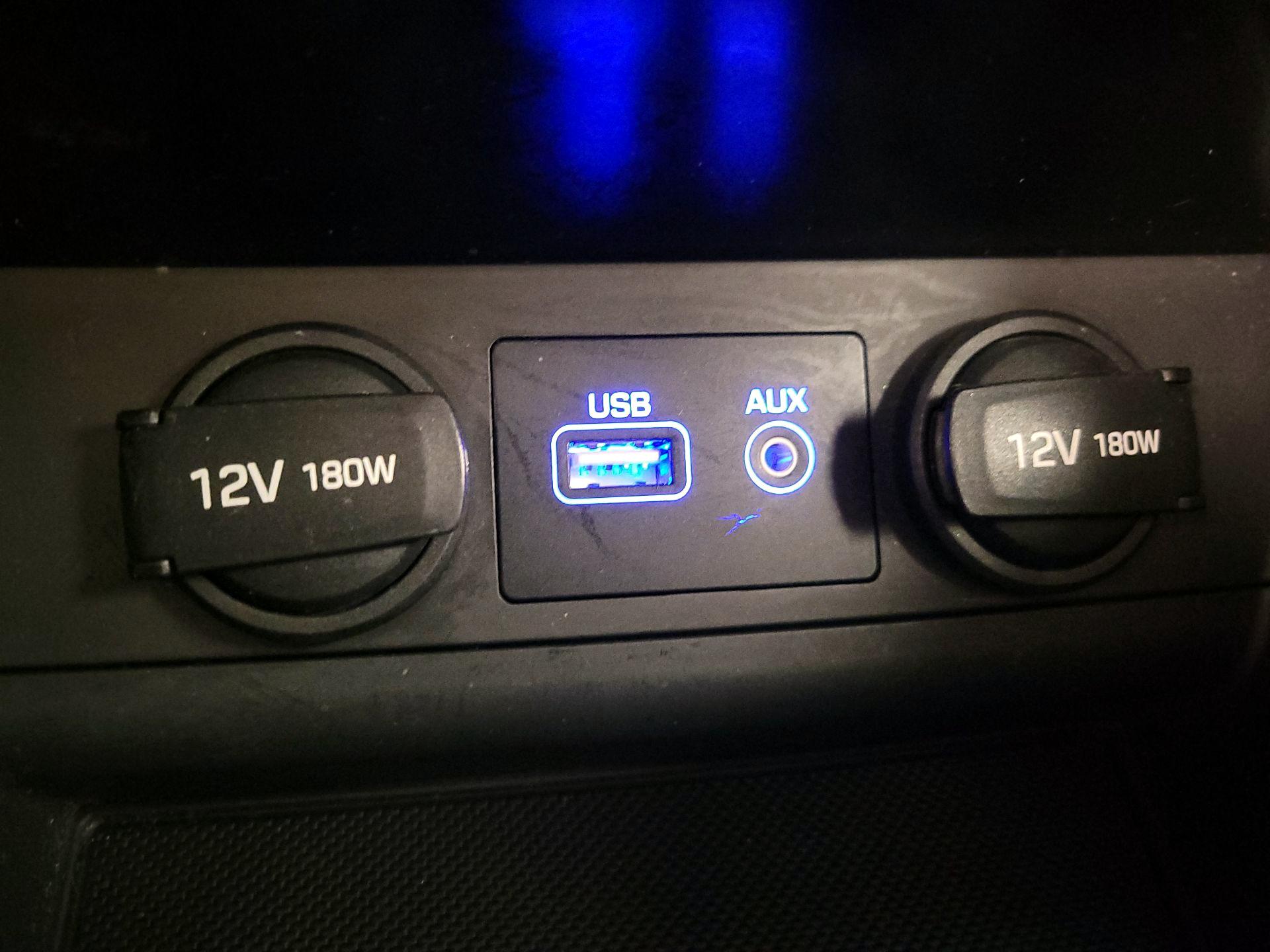 Thumbnail: 2015 Hyundai Sonata - 18