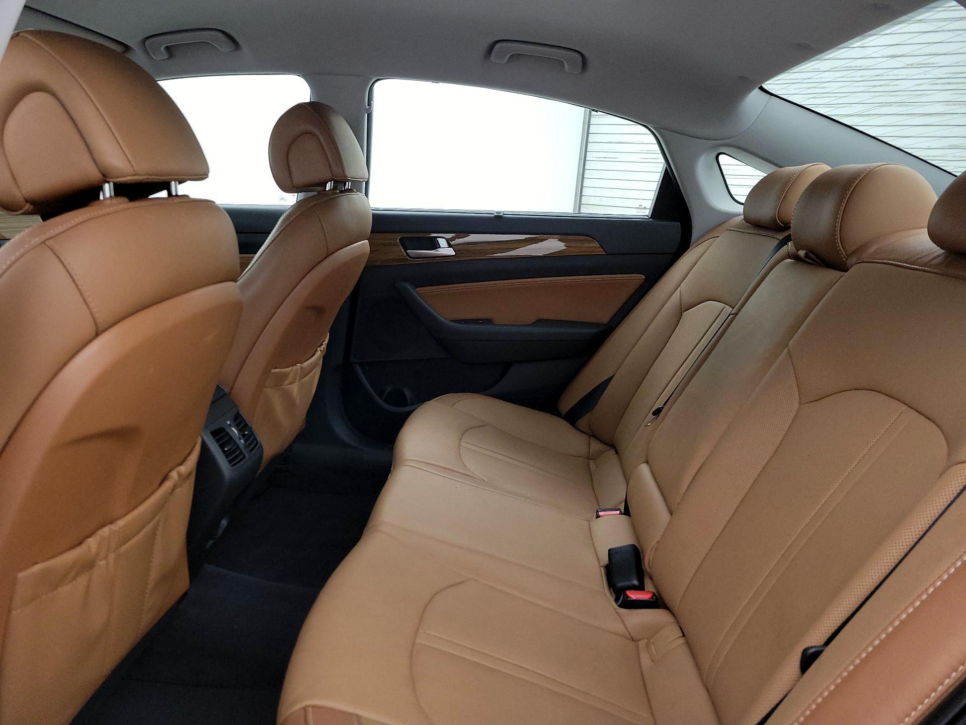 Thumbnail: 2015 Hyundai Sonata - 19