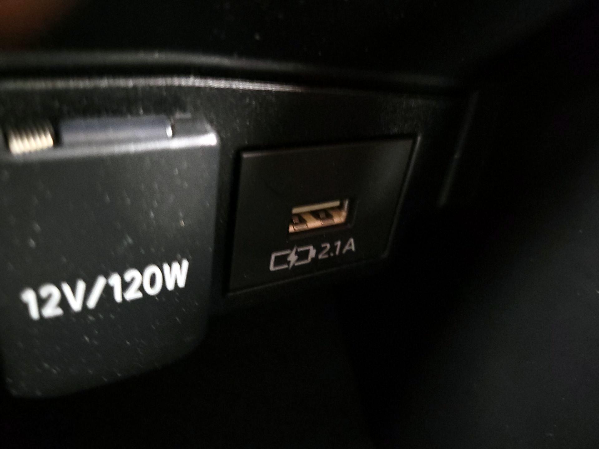 Thumbnail: 2020 Toyota Corolla - 18