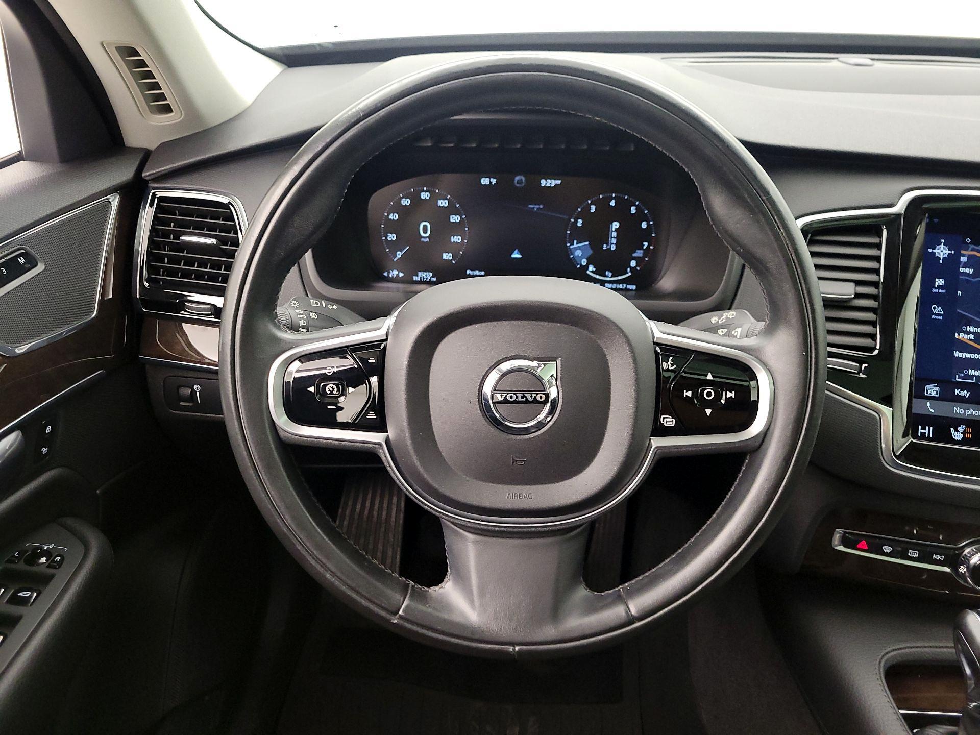 Thumbnail: 2017 Volvo XC90 - 10