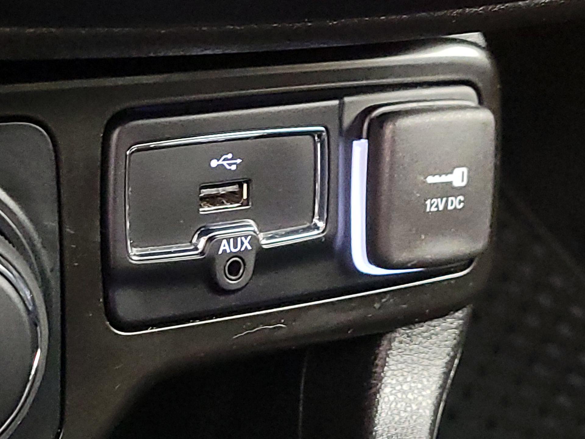 Thumbnail: 2023 Jeep Renegade - 19