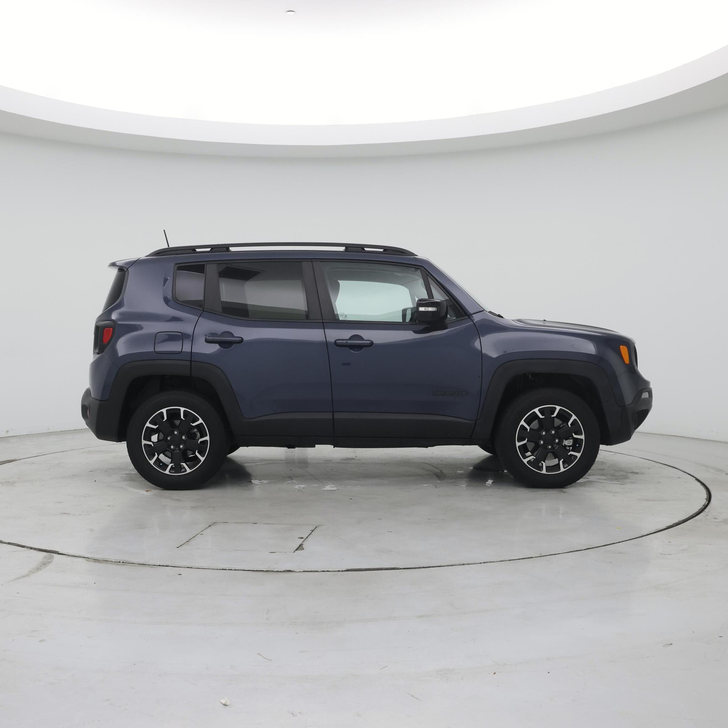 Thumbnail: 2023 Jeep Renegade - 7