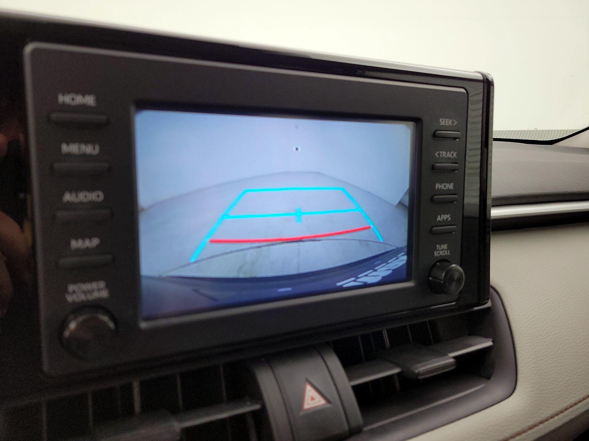 Thumbnail: 2019 Toyota RAV4 - 14