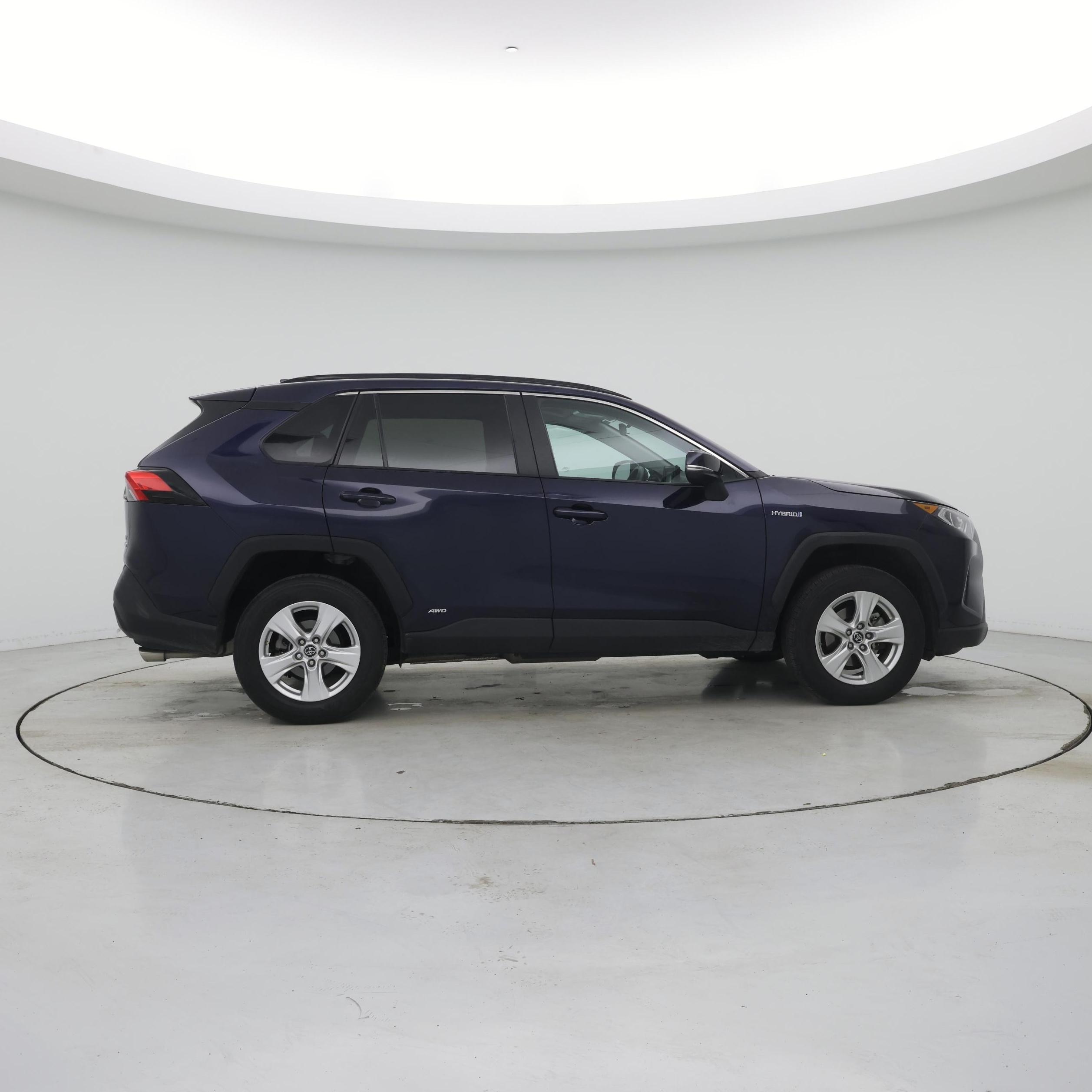 Thumbnail: 2019 Toyota RAV4 - 7