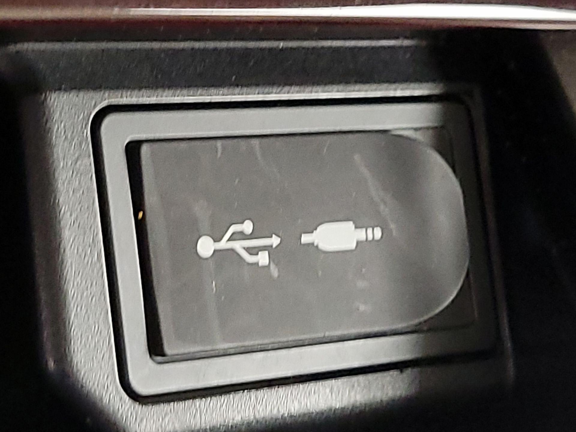 Thumbnail: 2019 Lexus GX - 19