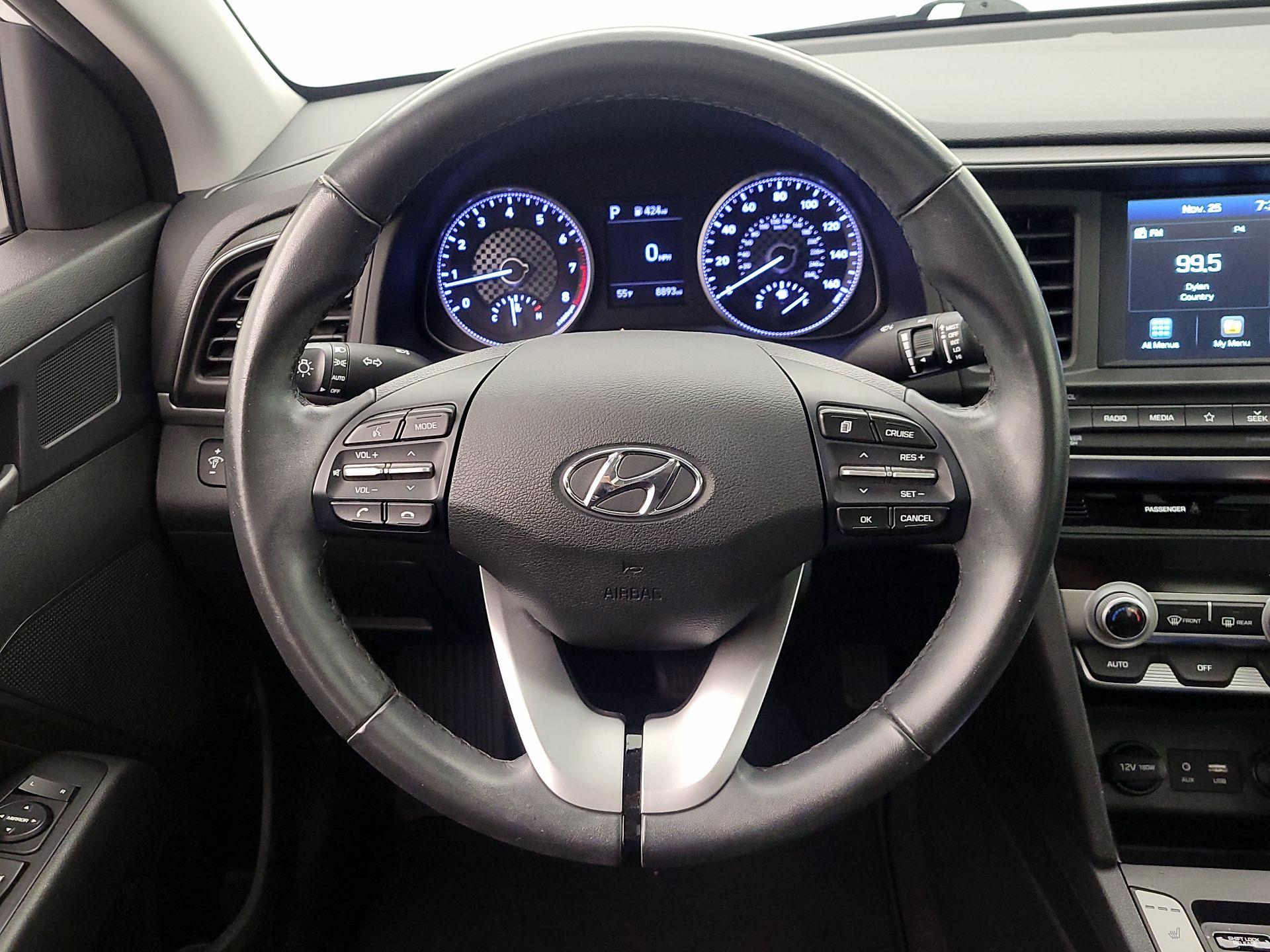 Thumbnail: 2020 Hyundai Elantra - 10