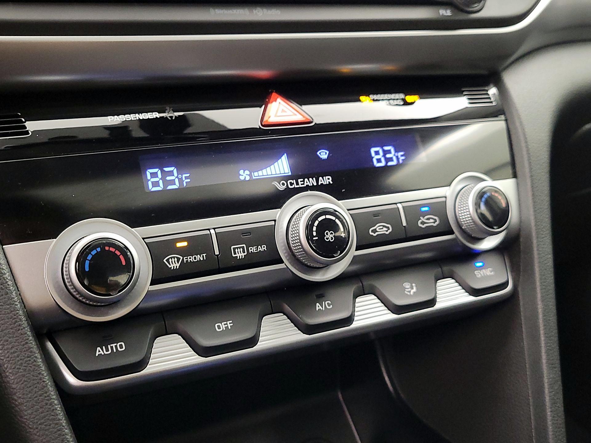 Thumbnail: 2020 Hyundai Elantra - 16