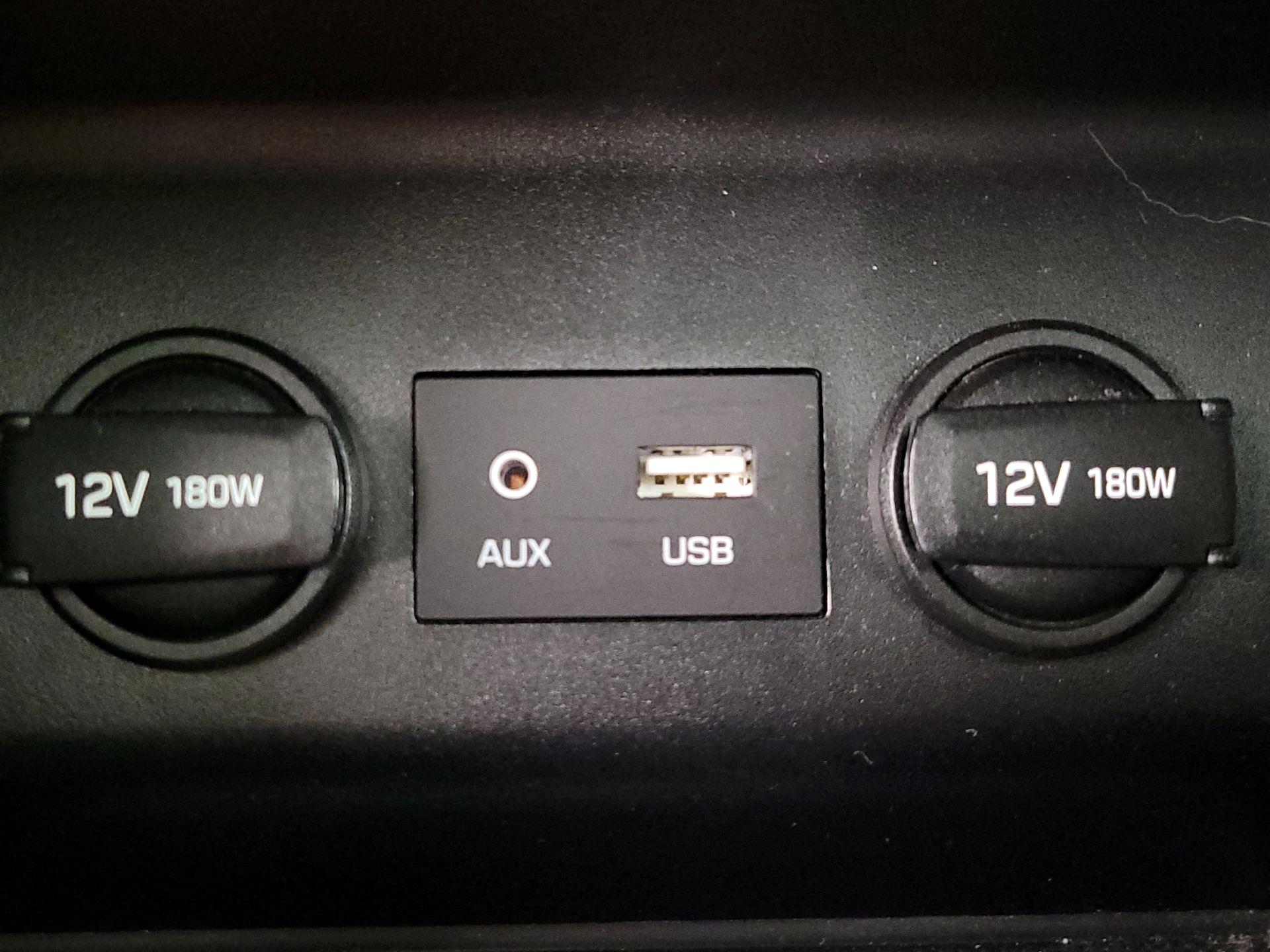 Thumbnail: 2020 Hyundai Elantra - 18