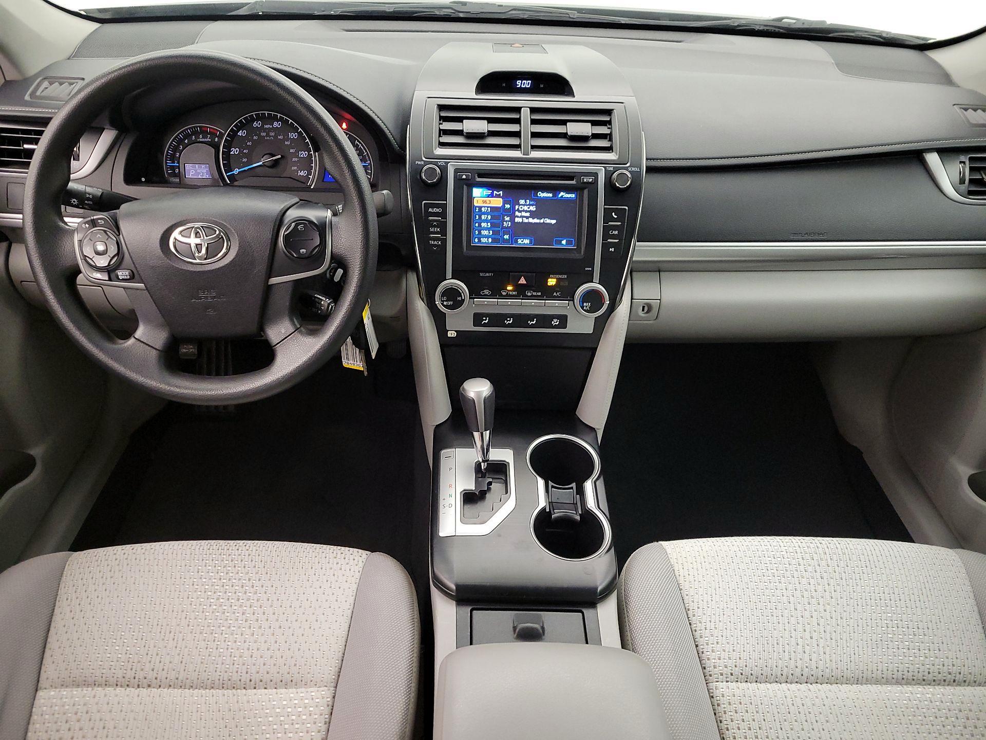 Thumbnail: 2014 Toyota Camry - 9