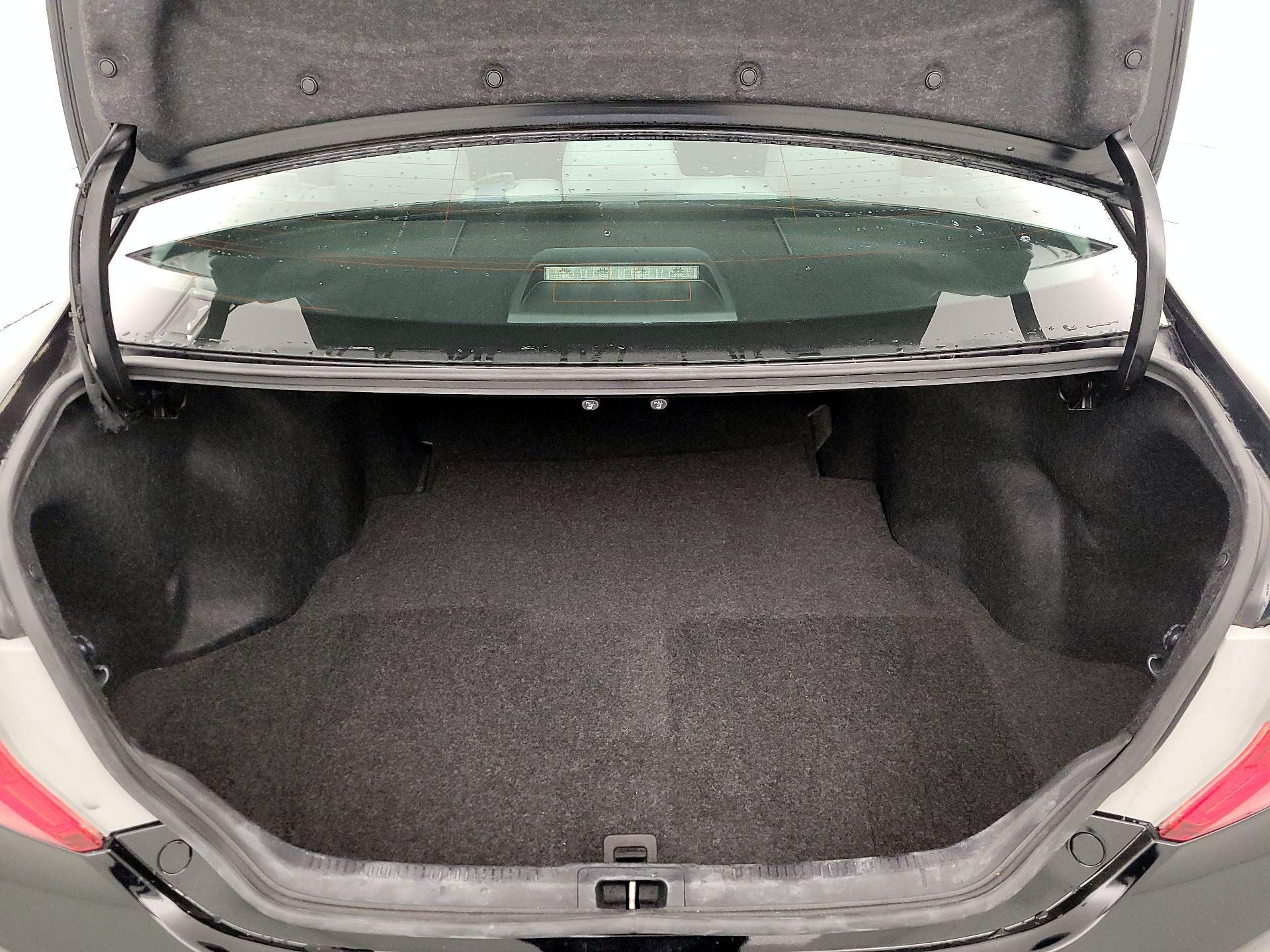 Thumbnail: 2014 Toyota Camry - 20