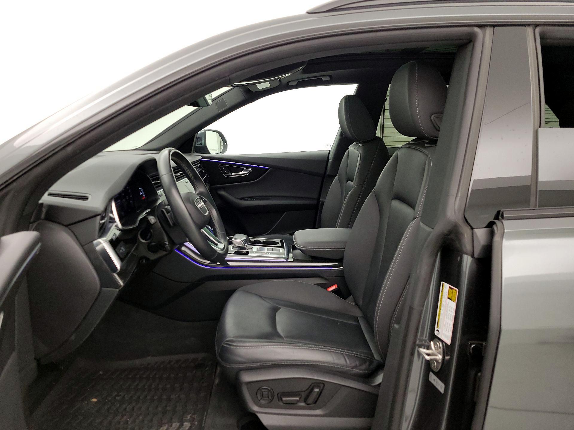 Thumbnail: 2021 Audi Q8 - 11