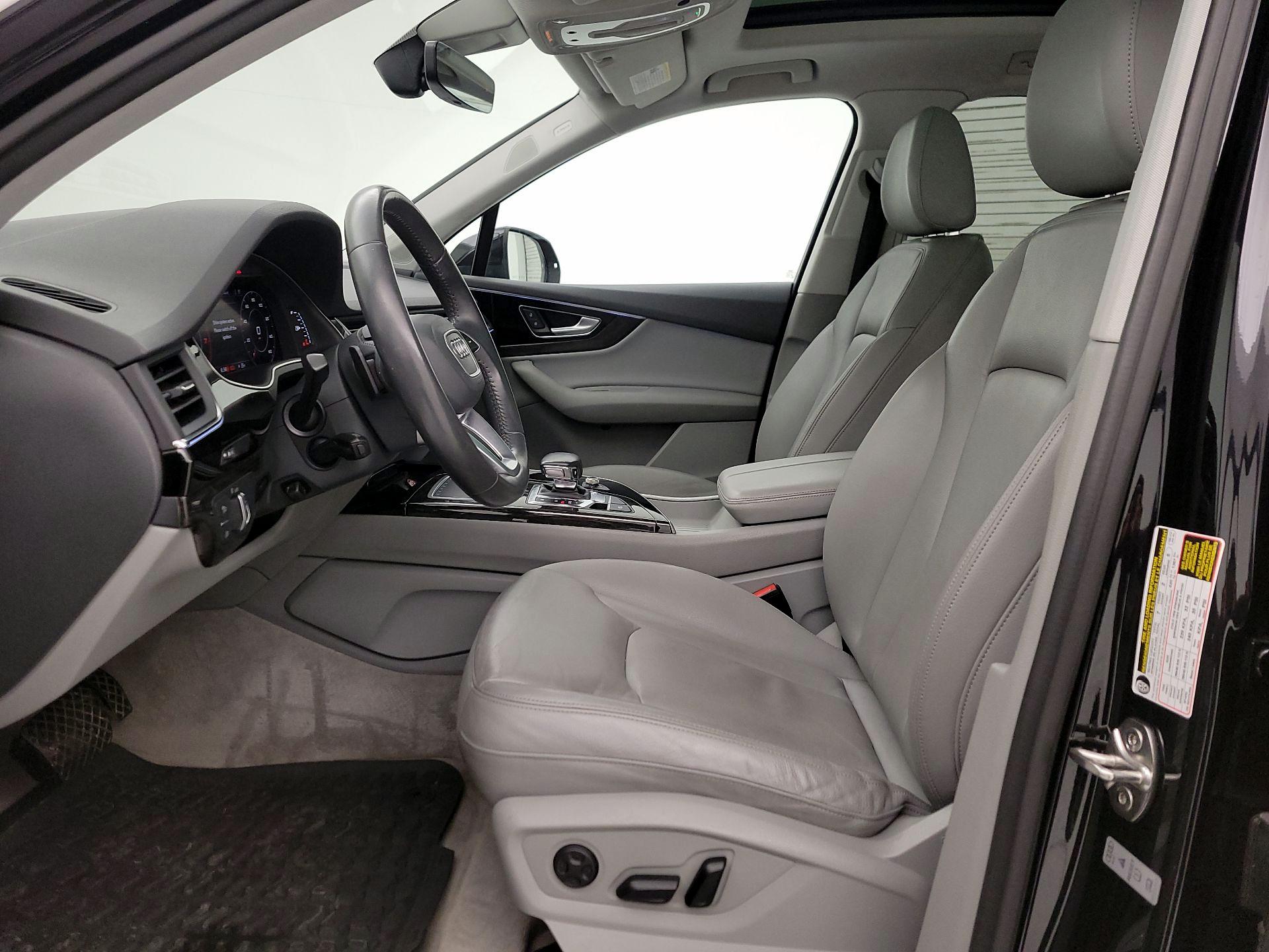 Thumbnail: 2019 Audi Q7 - 11