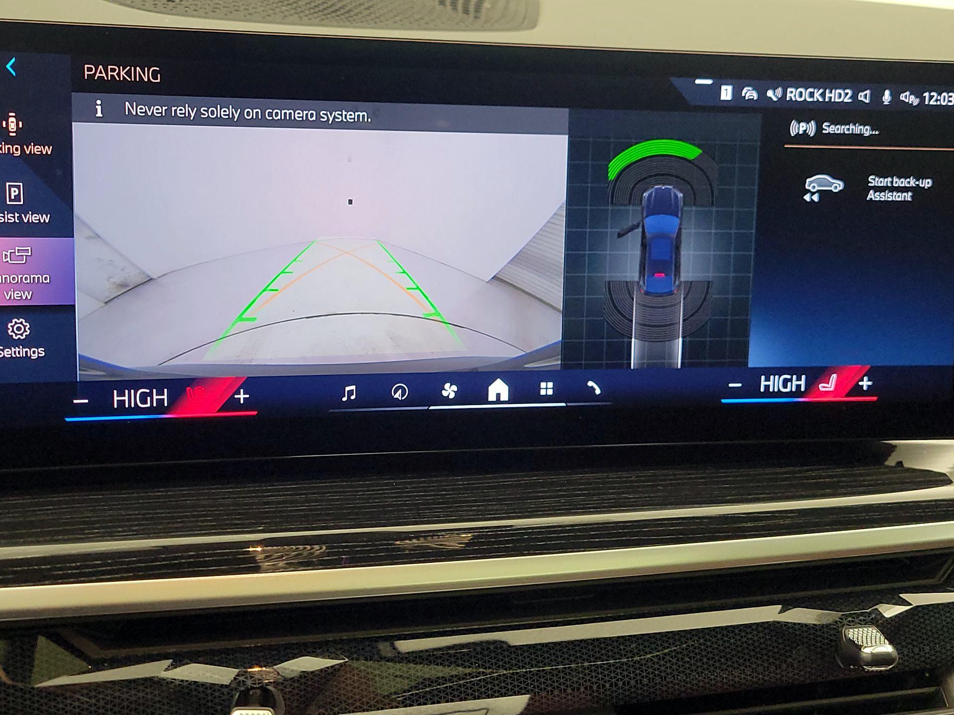 Thumbnail: 2024 BMW X6 - 15