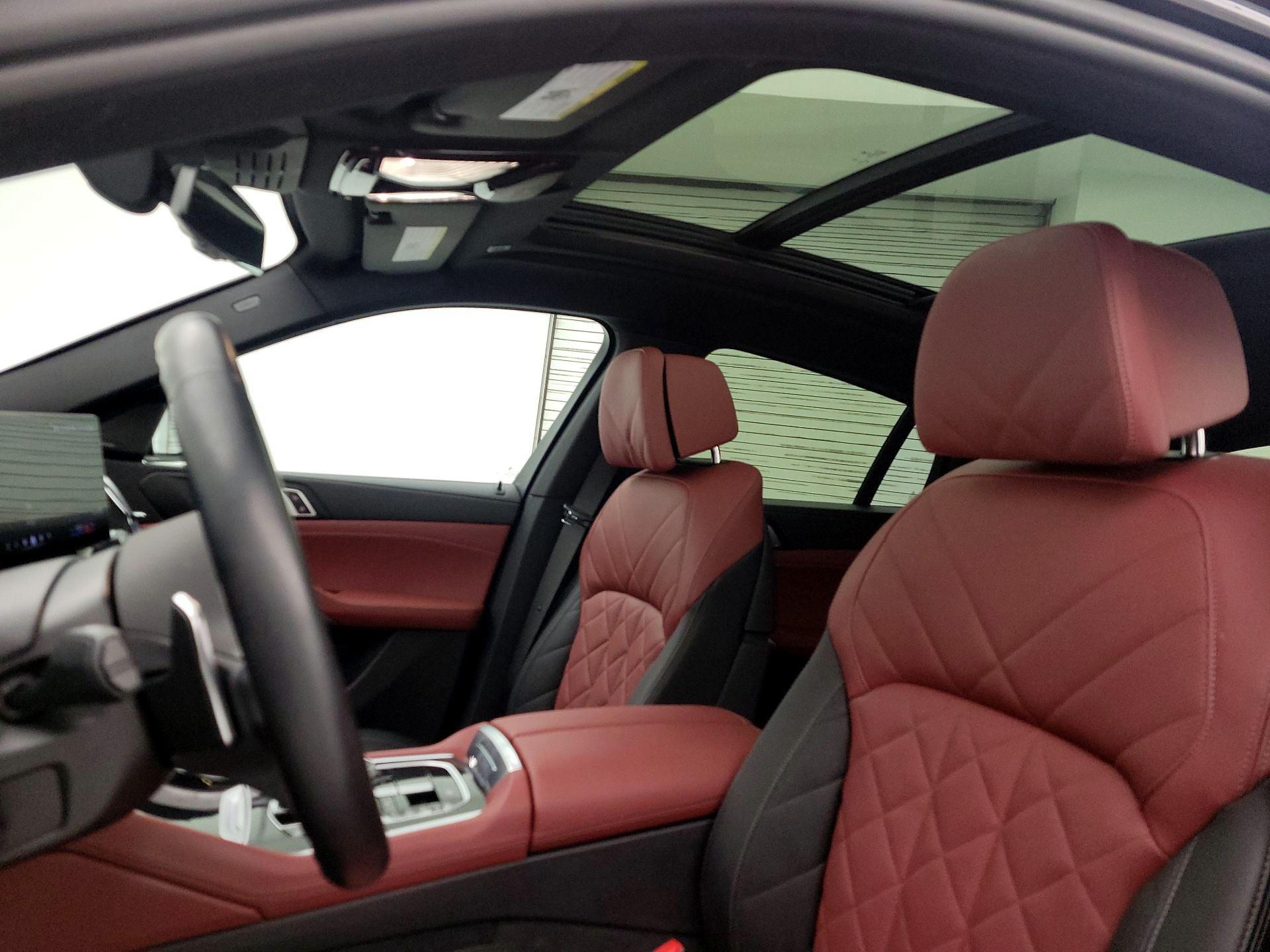 Thumbnail: 2024 BMW X6 - 20