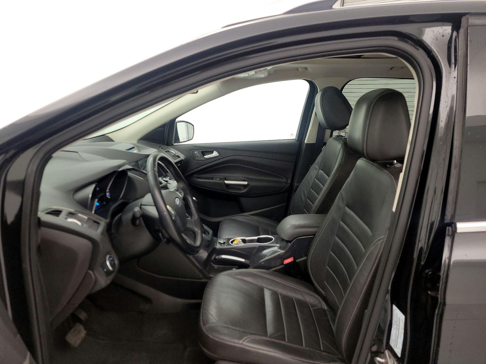 Thumbnail: 2015 Ford Escape - 11