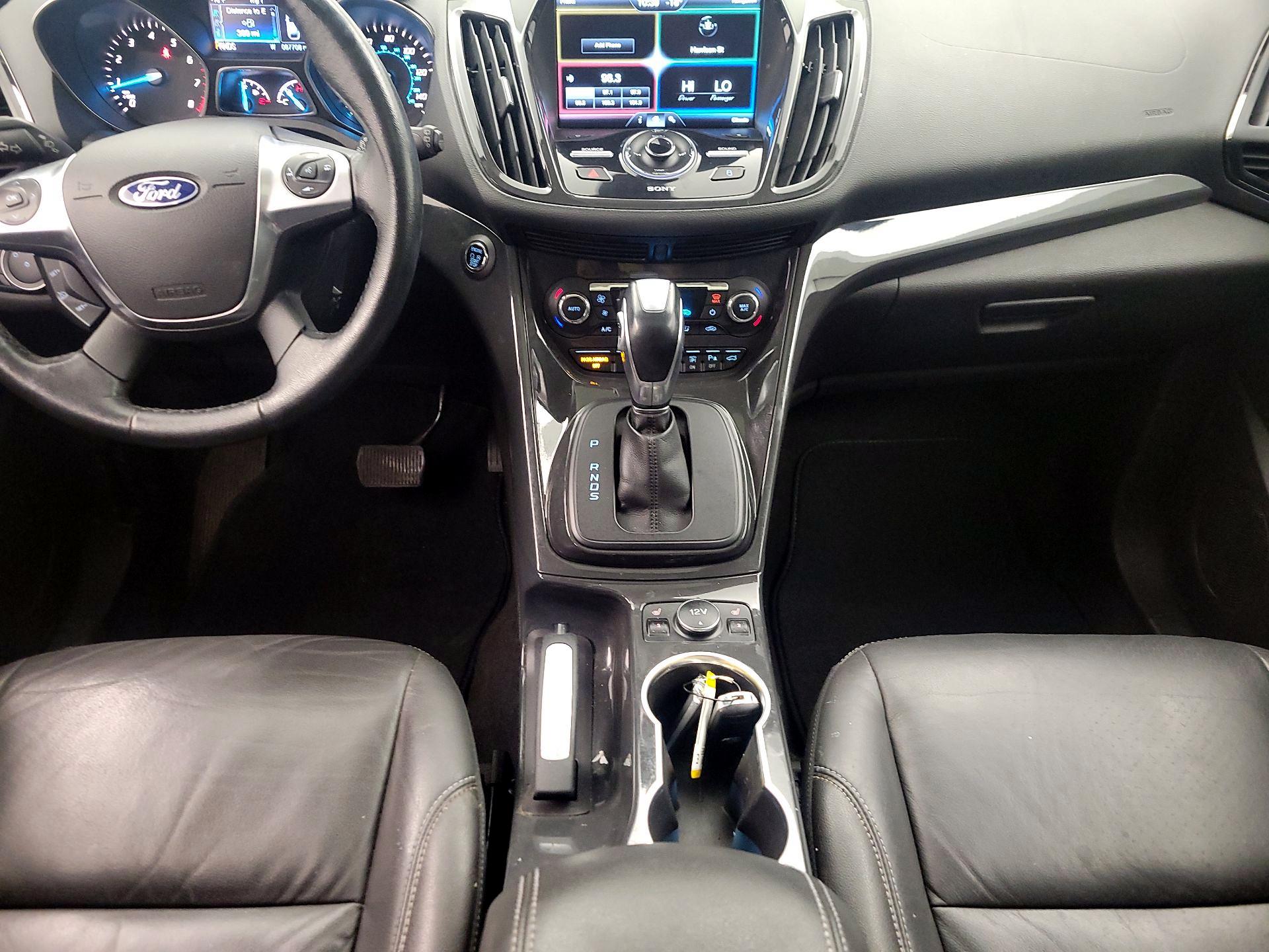 Thumbnail: 2015 Ford Escape - 17