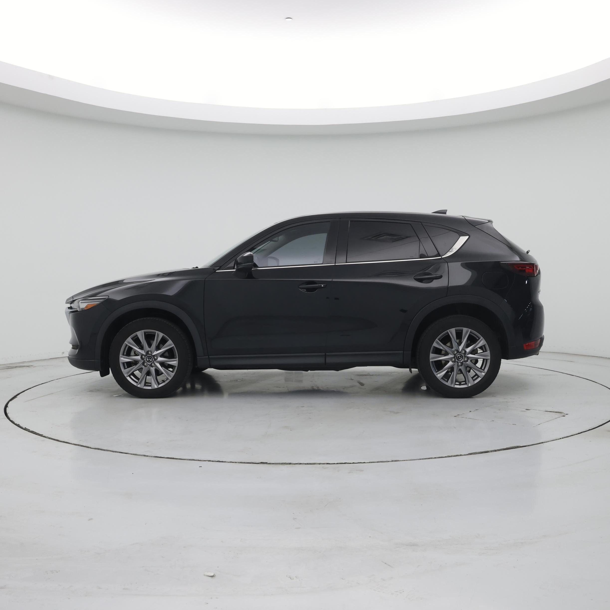 Thumbnail: 2021 Mazda CX-5 - 3