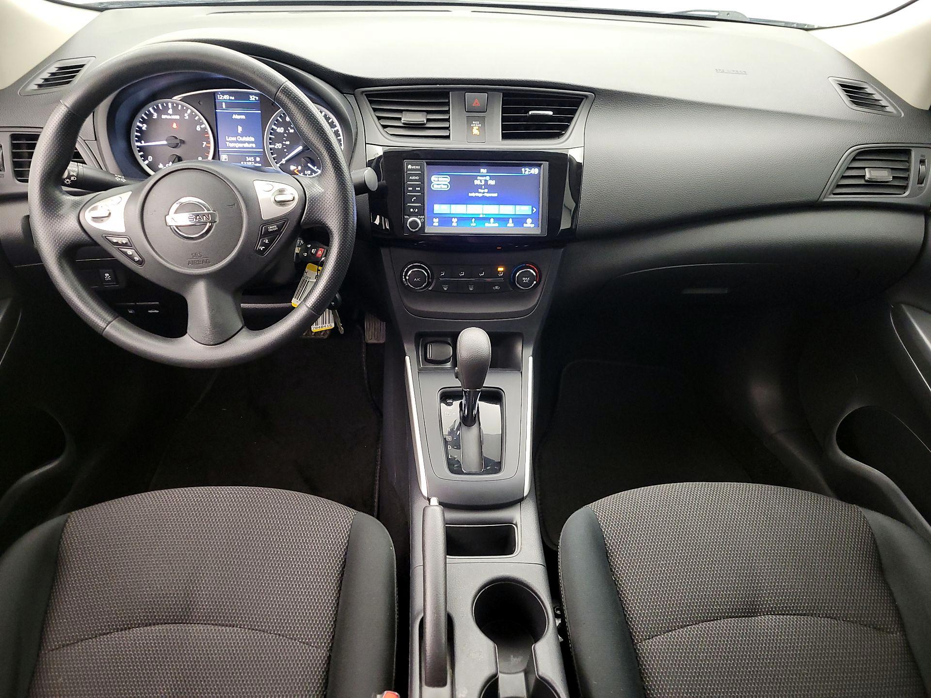 Thumbnail: 2019 Nissan Sentra - 9