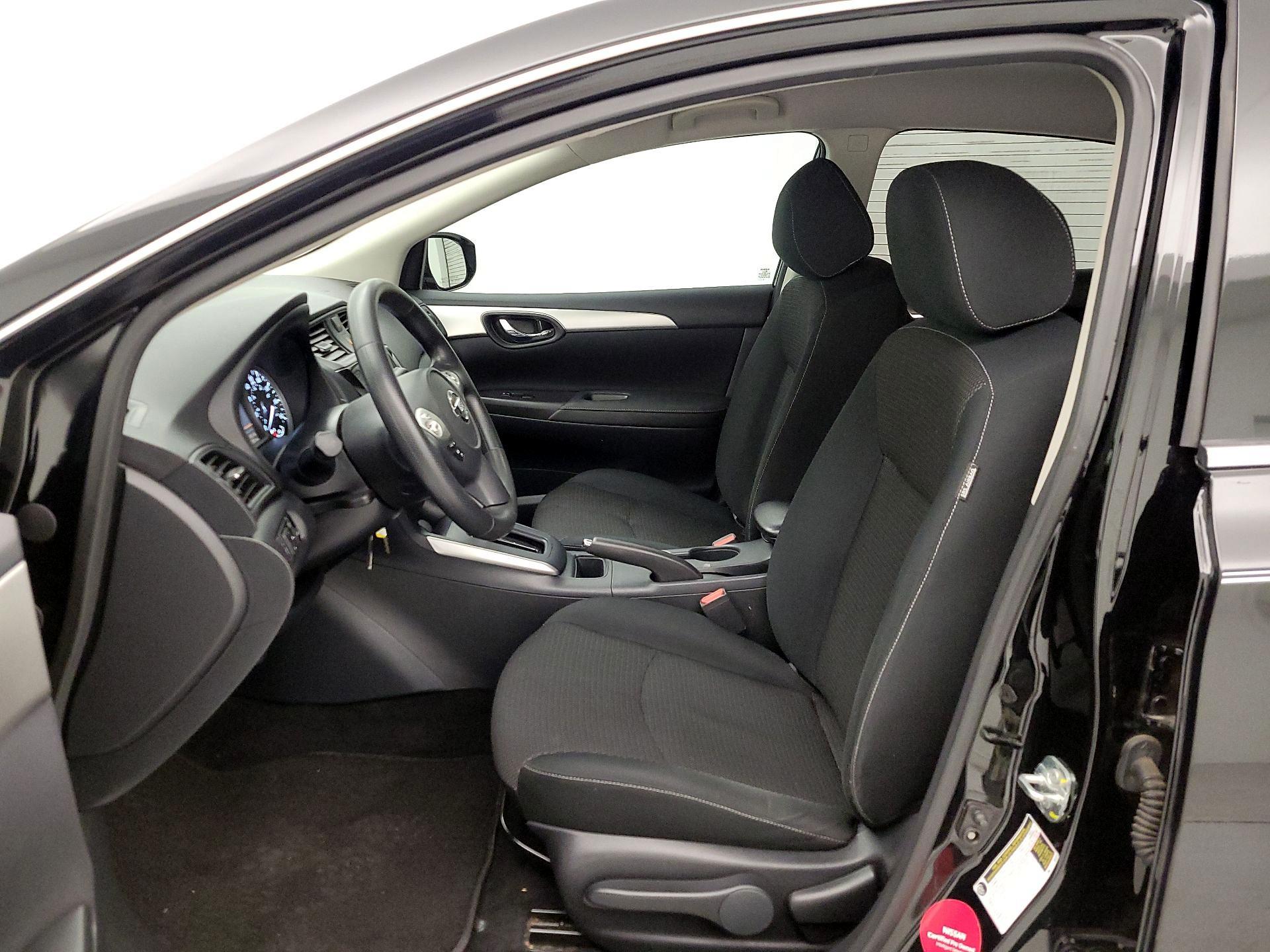 Thumbnail: 2019 Nissan Sentra - 11