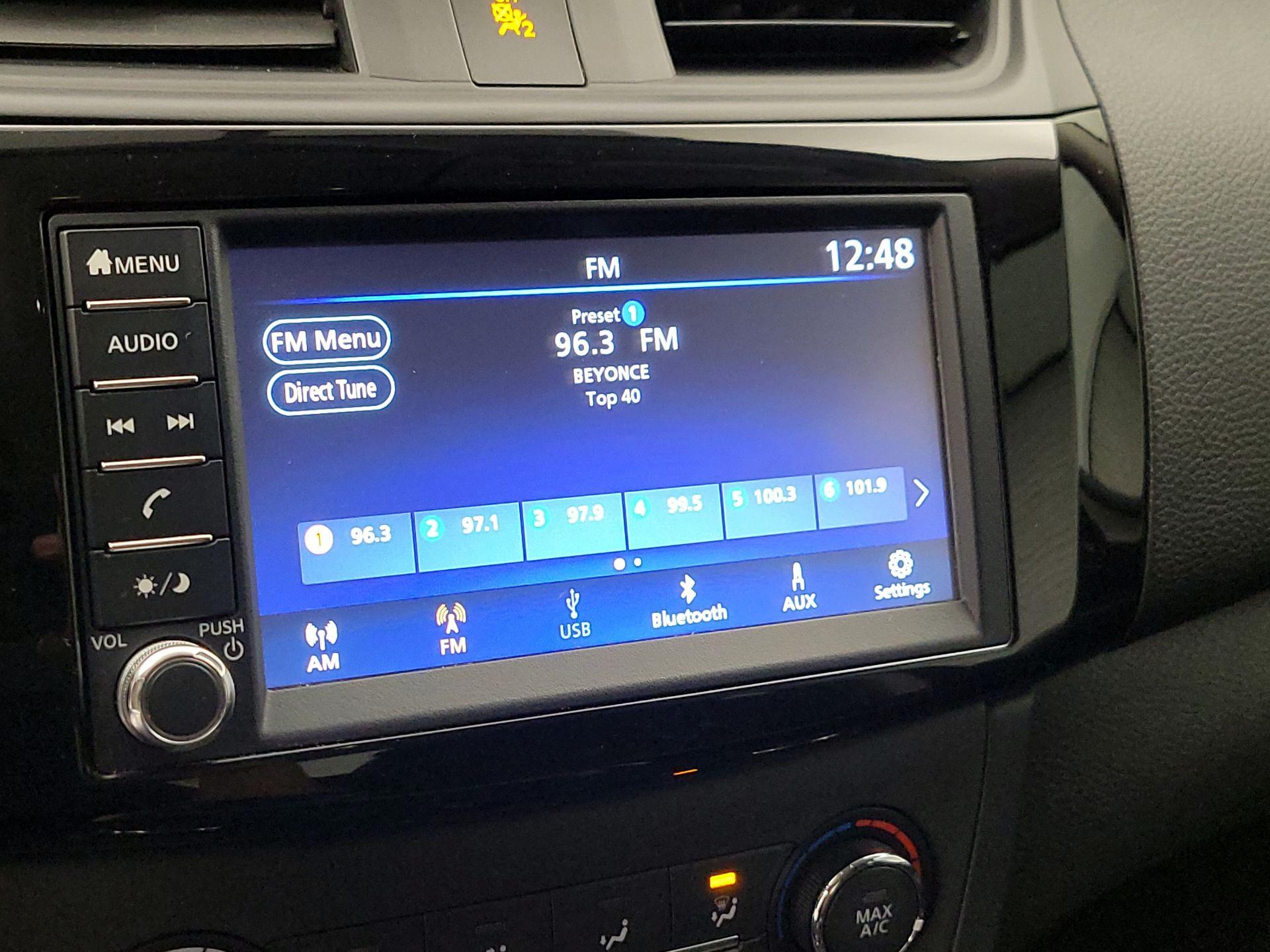 Thumbnail: 2019 Nissan Sentra - 15