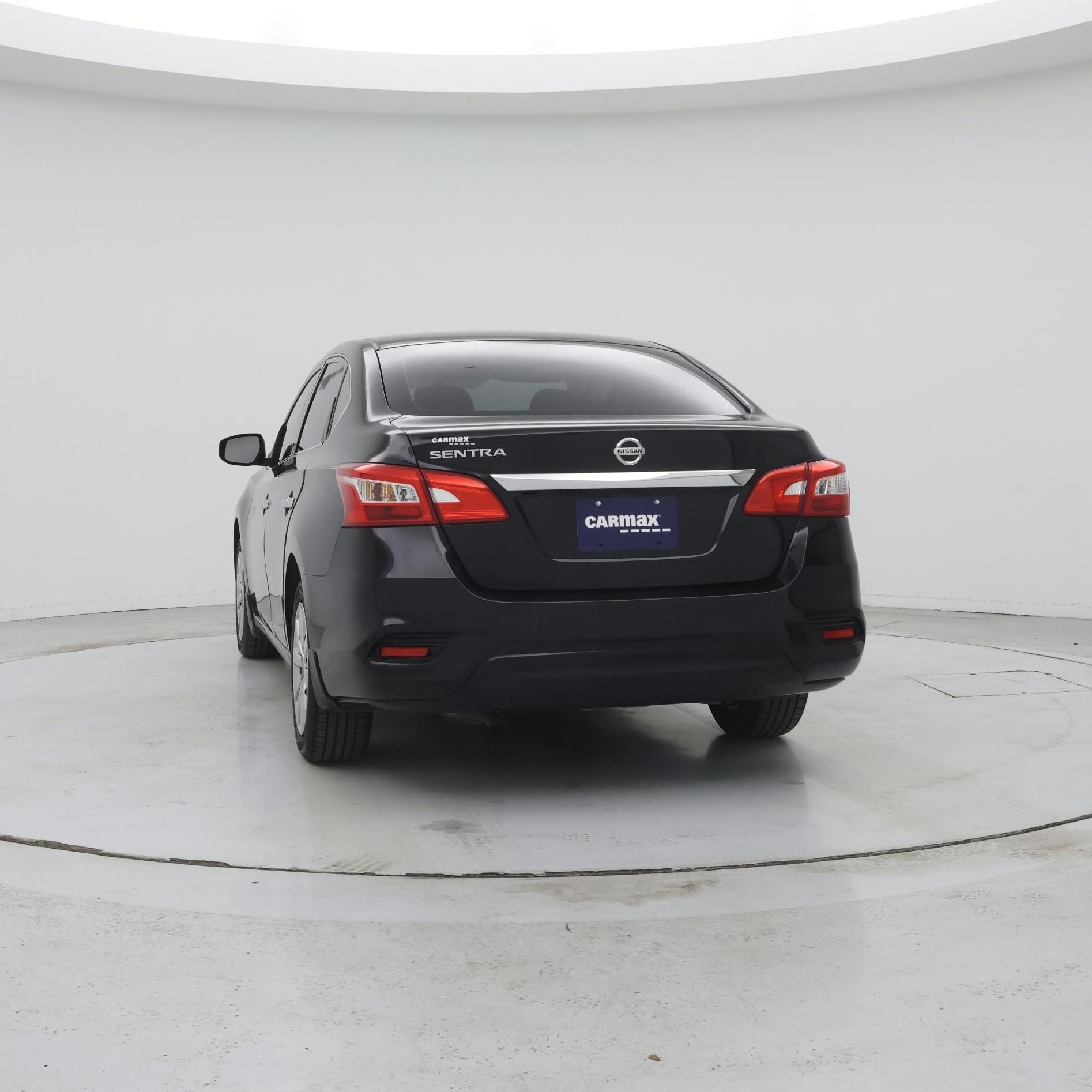 Thumbnail: 2019 Nissan Sentra - 6