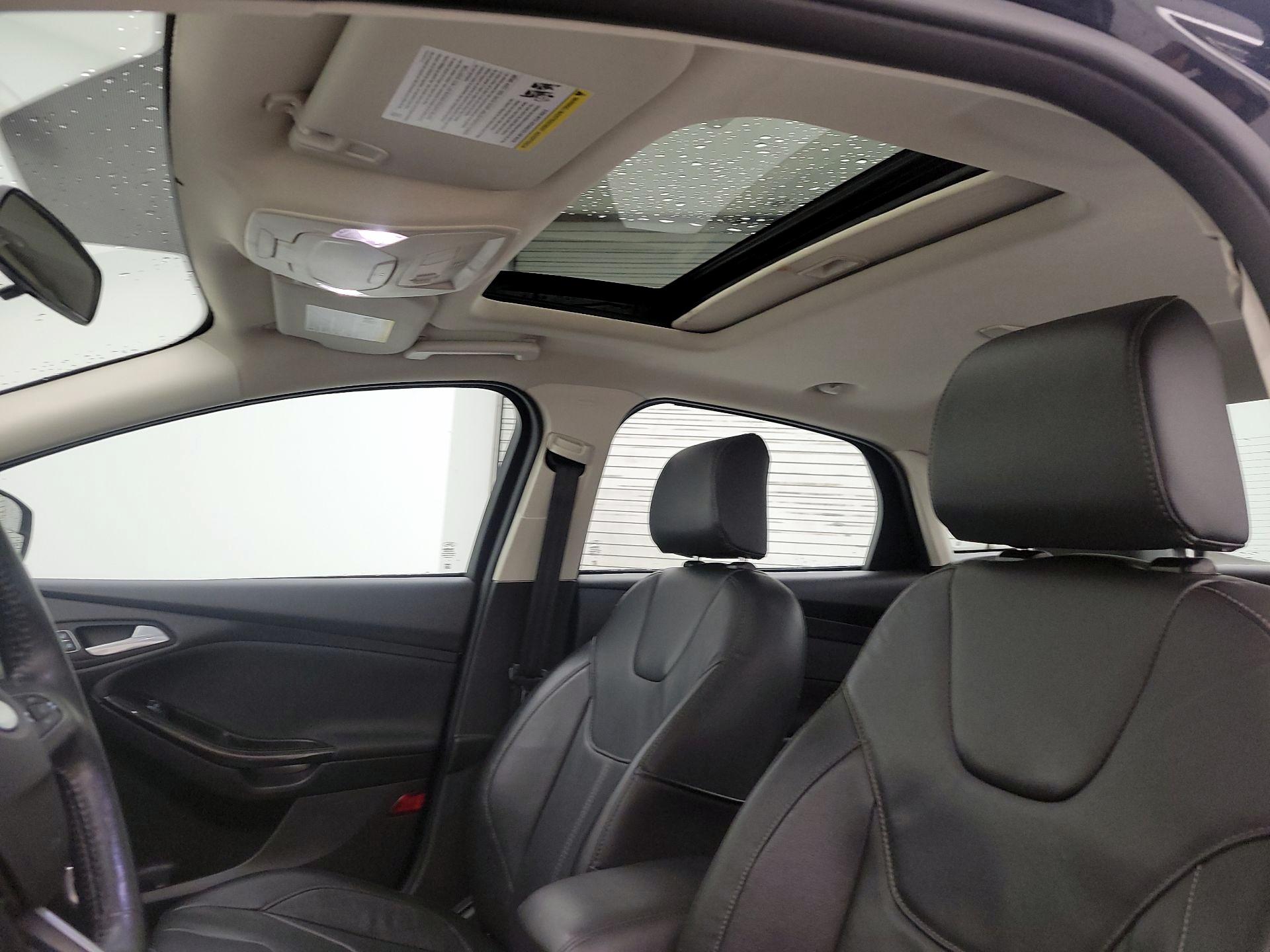 Thumbnail: 2018 Ford Focus - 20