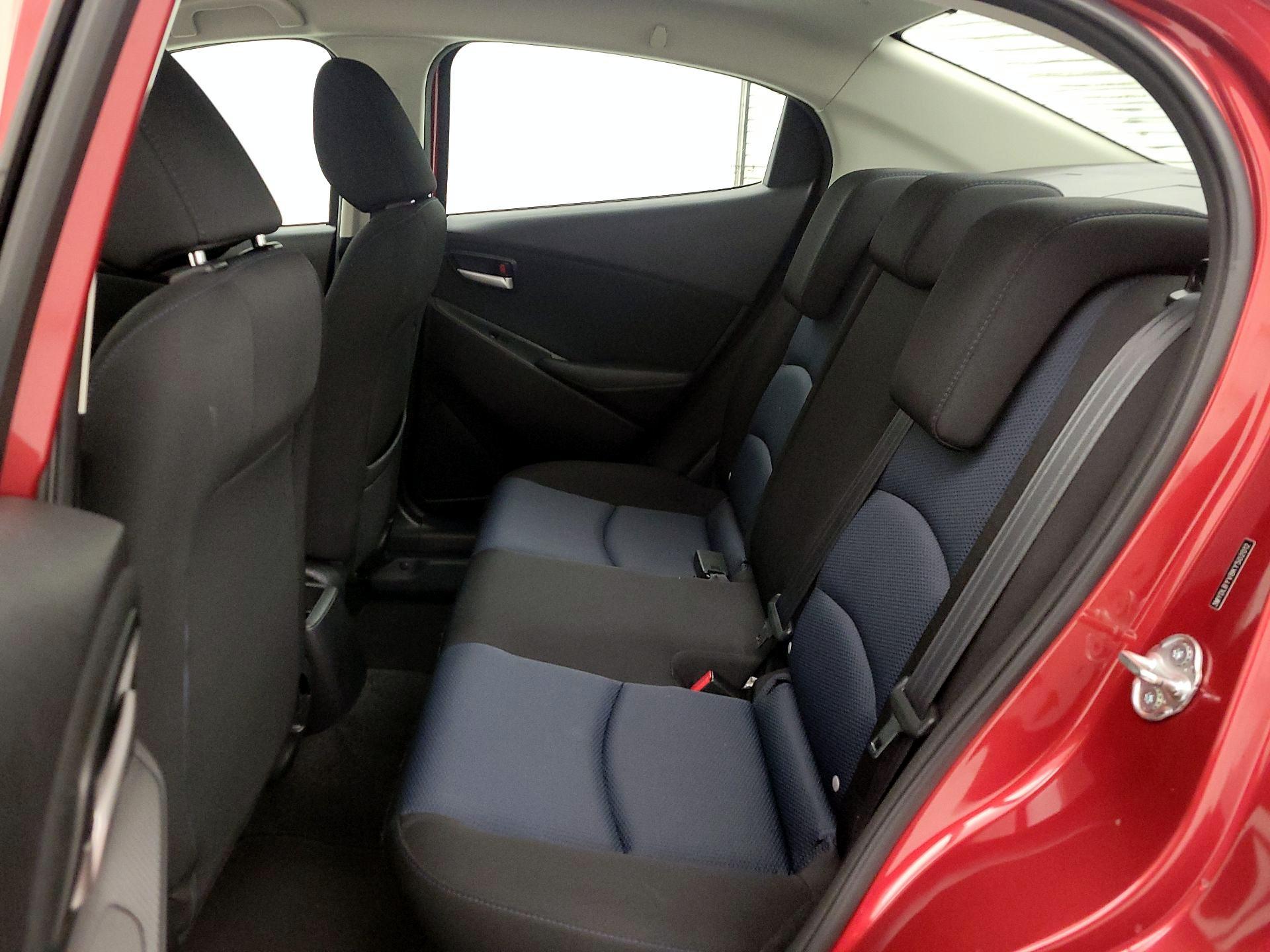 Thumbnail: 2019 Toyota Yaris - 19