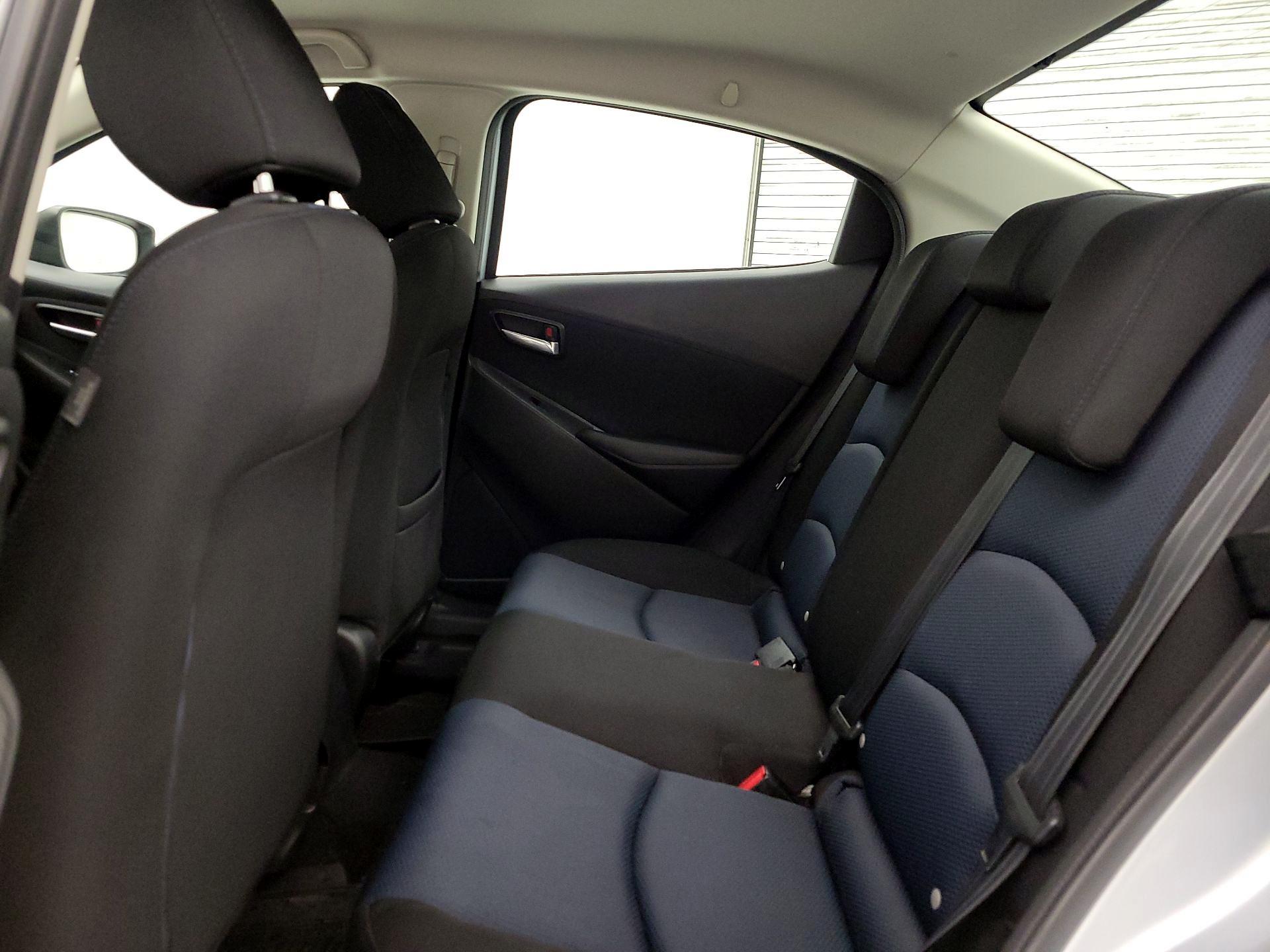 Thumbnail: 2018 Toyota Yaris iA - 19