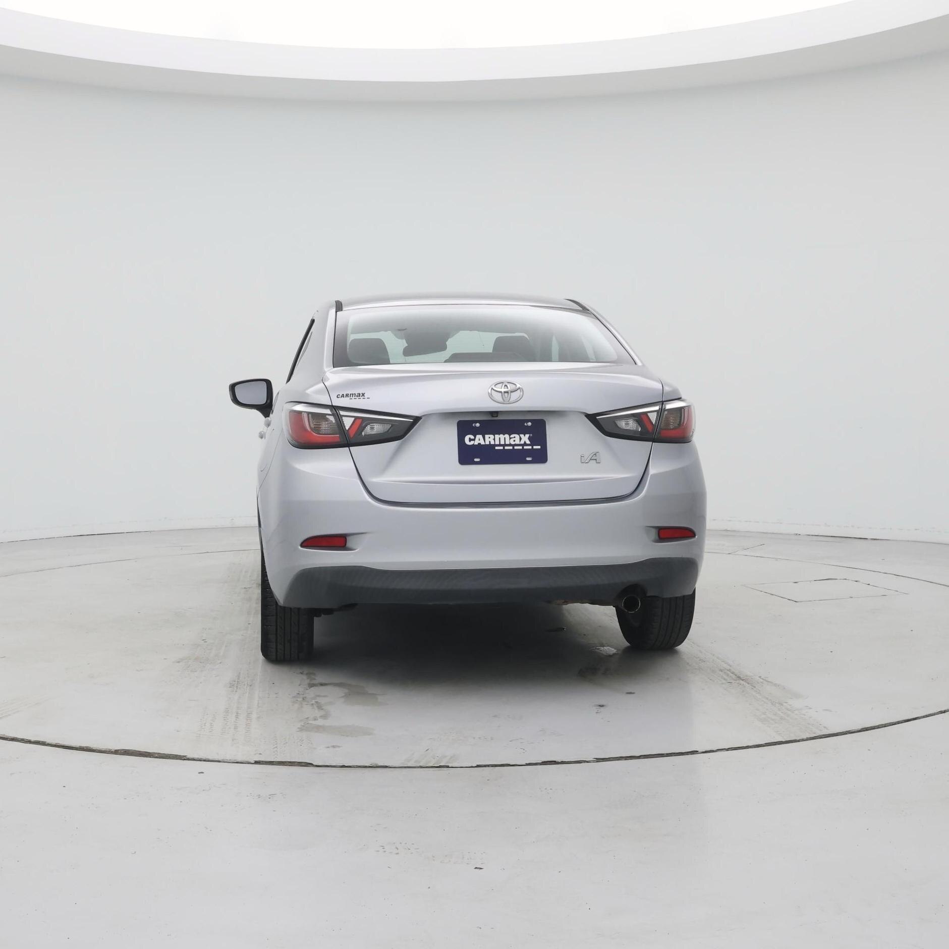 Thumbnail: 2018 Toyota Yaris iA - 6