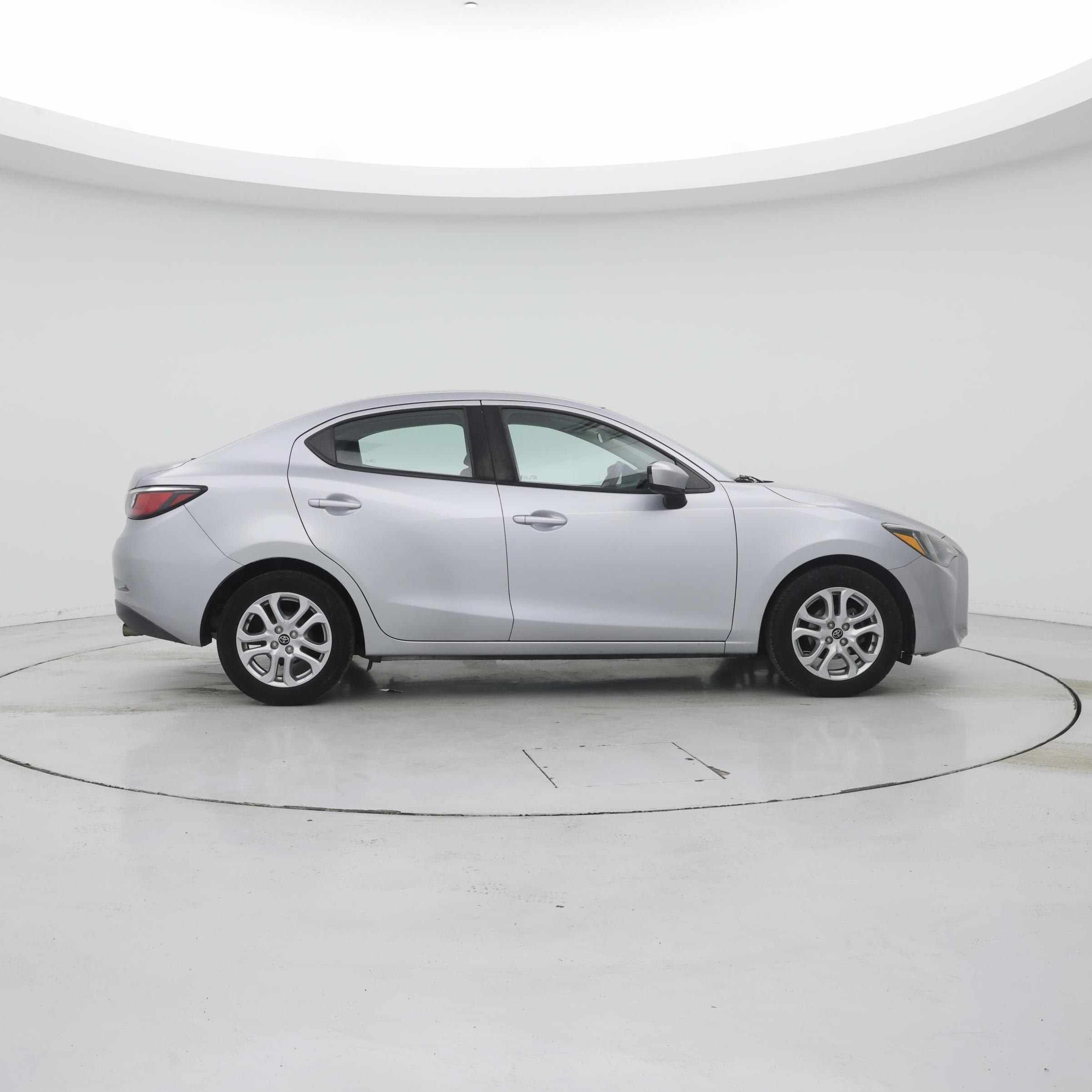 Thumbnail: 2018 Toyota Yaris iA - 7