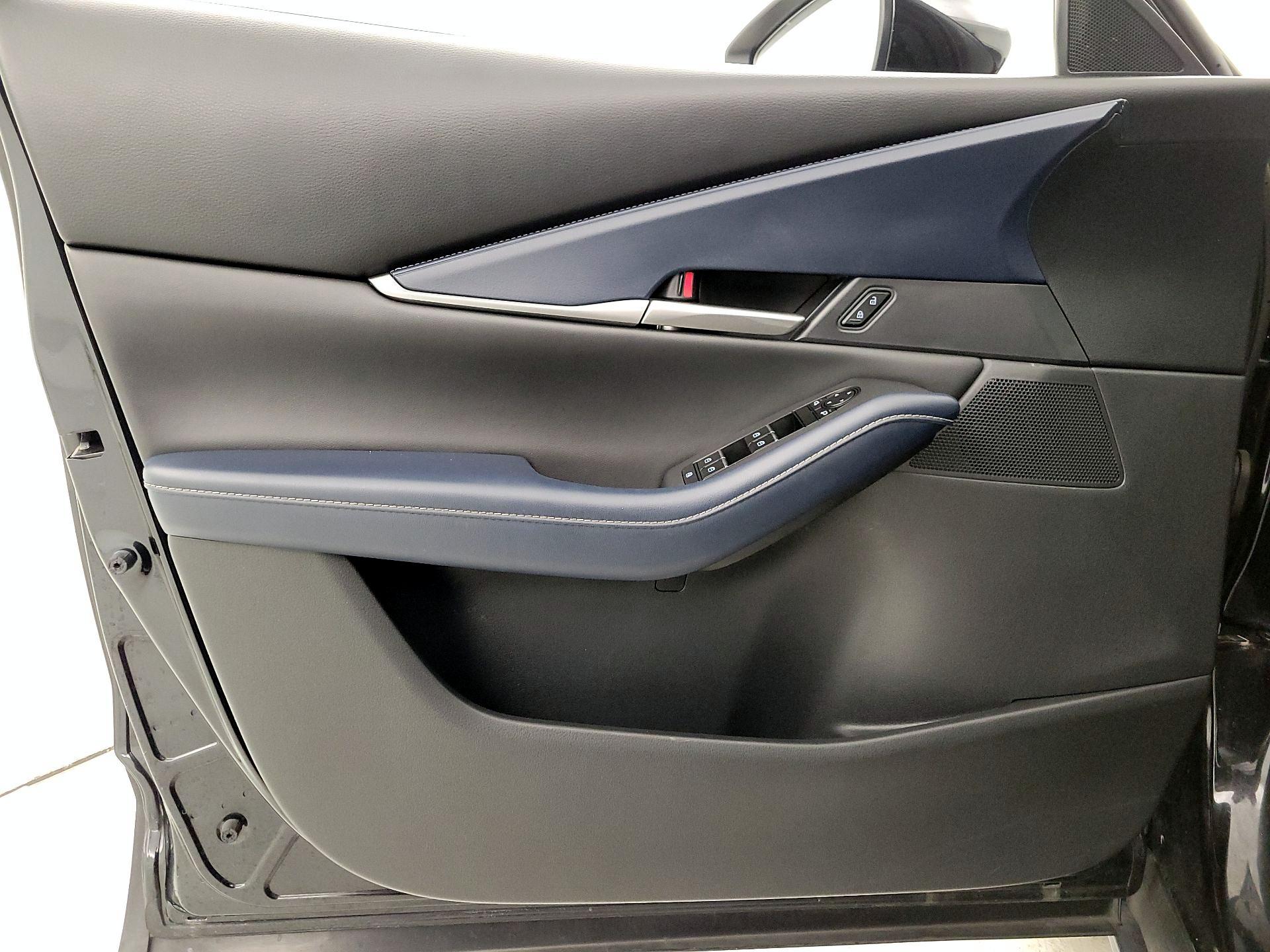 Thumbnail: 2020 Mazda CX-30 - 12