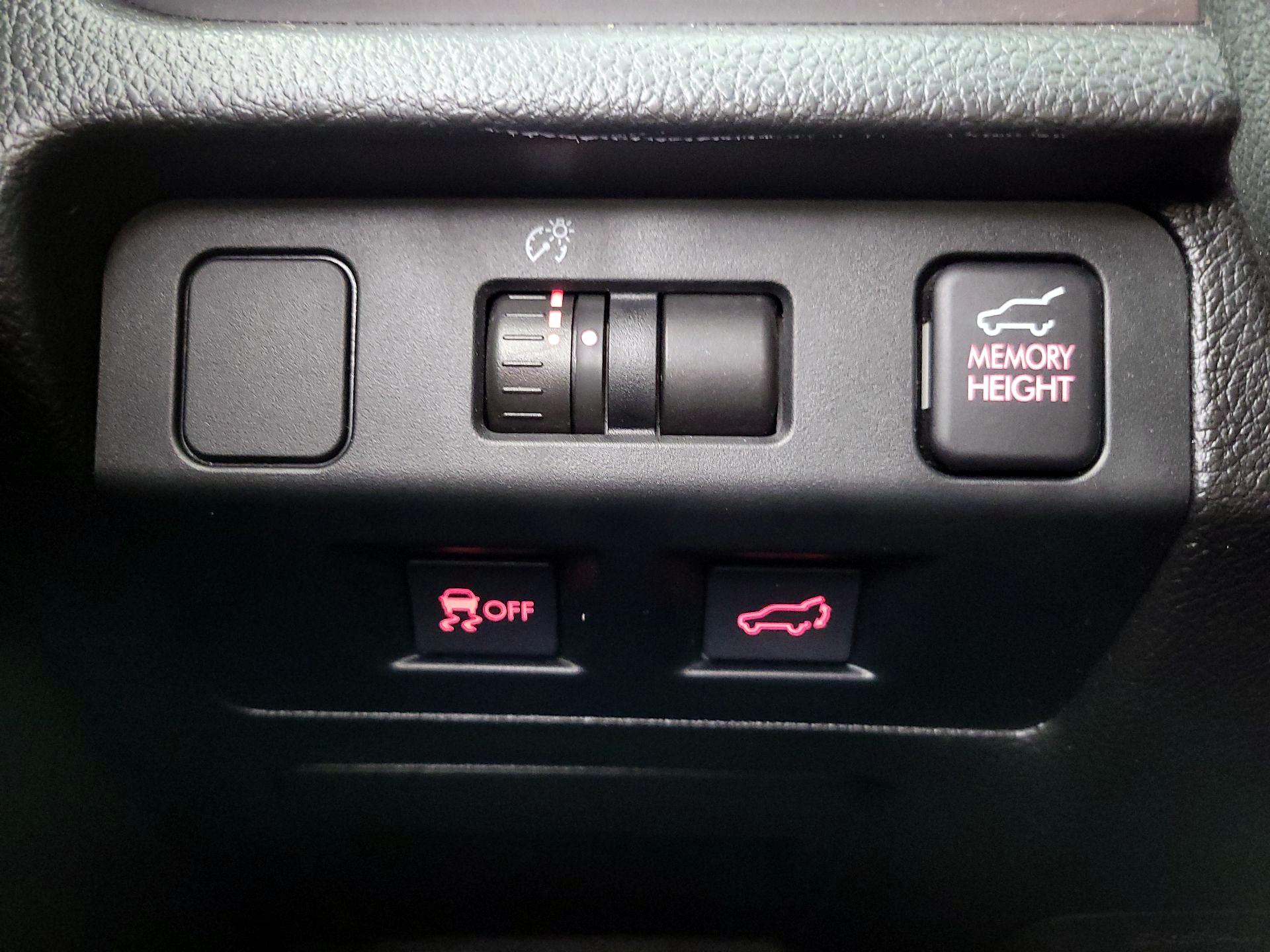 Thumbnail: 2014 Subaru Forester - 13