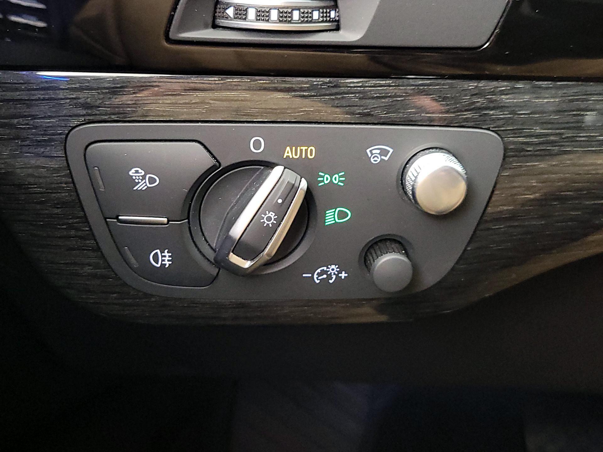 Thumbnail: 2018 Audi Q7 - 13