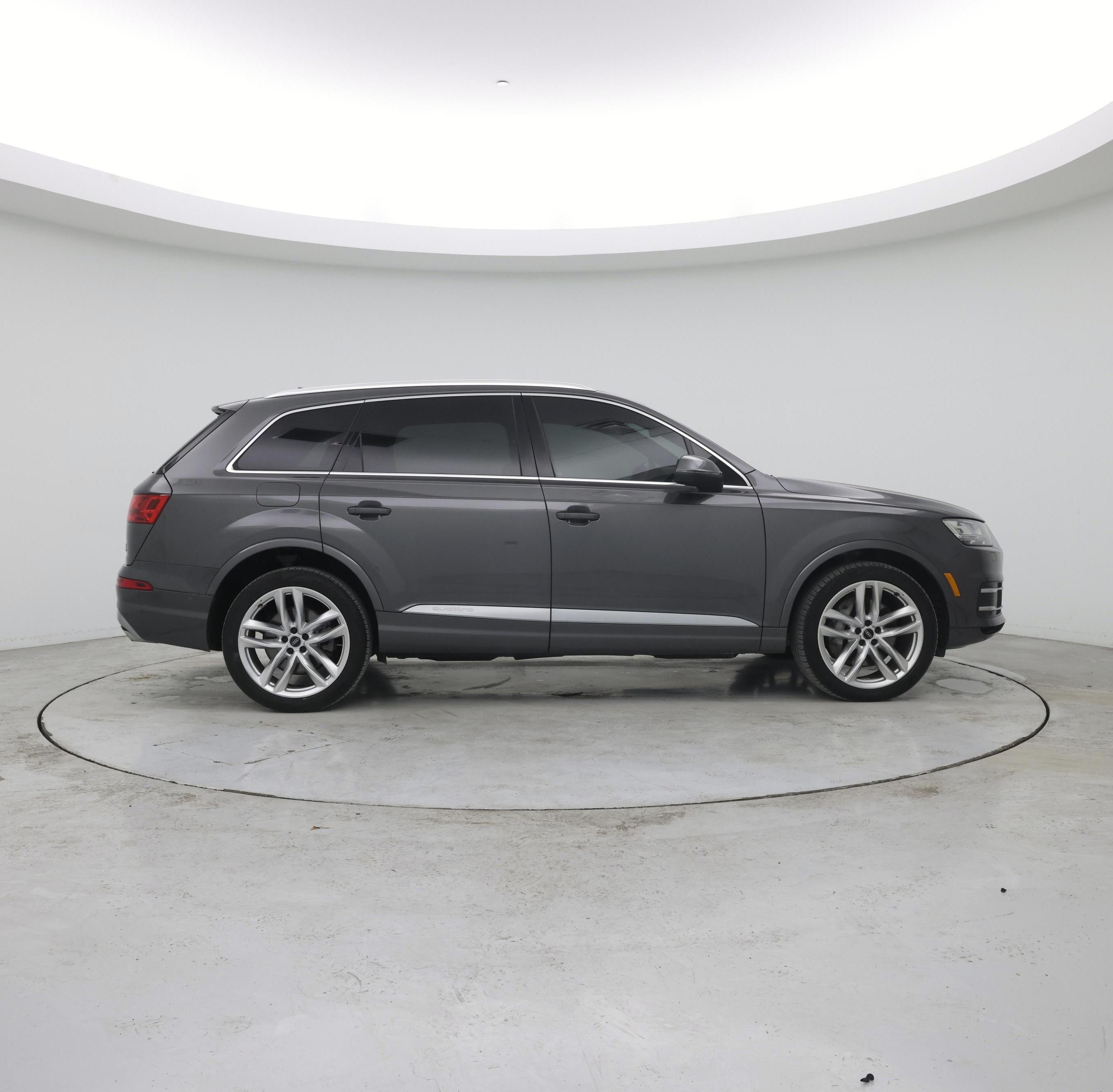 Thumbnail: 2018 Audi Q7 - 7