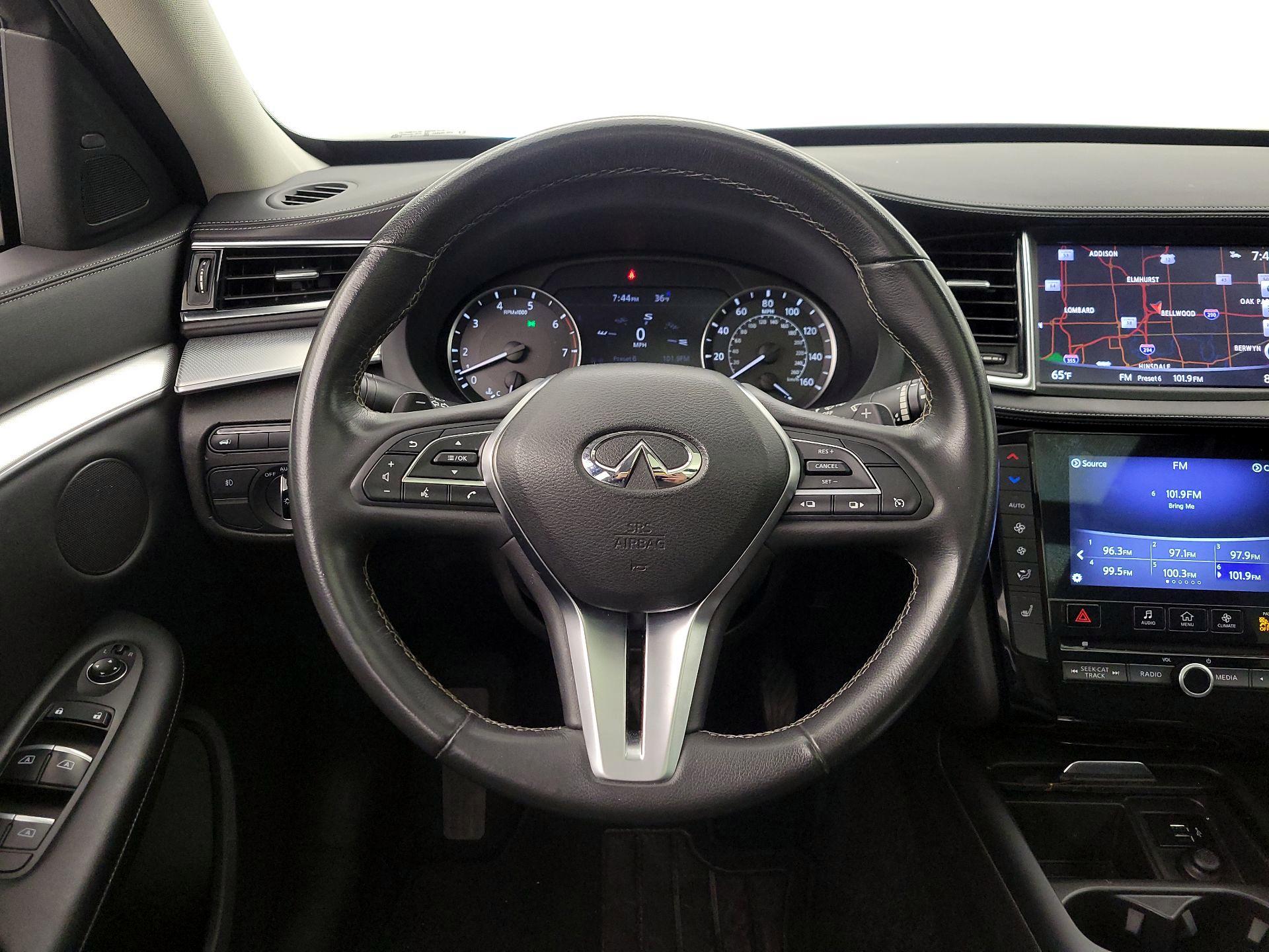 Thumbnail: 2019 INFINITI QX50 - 10