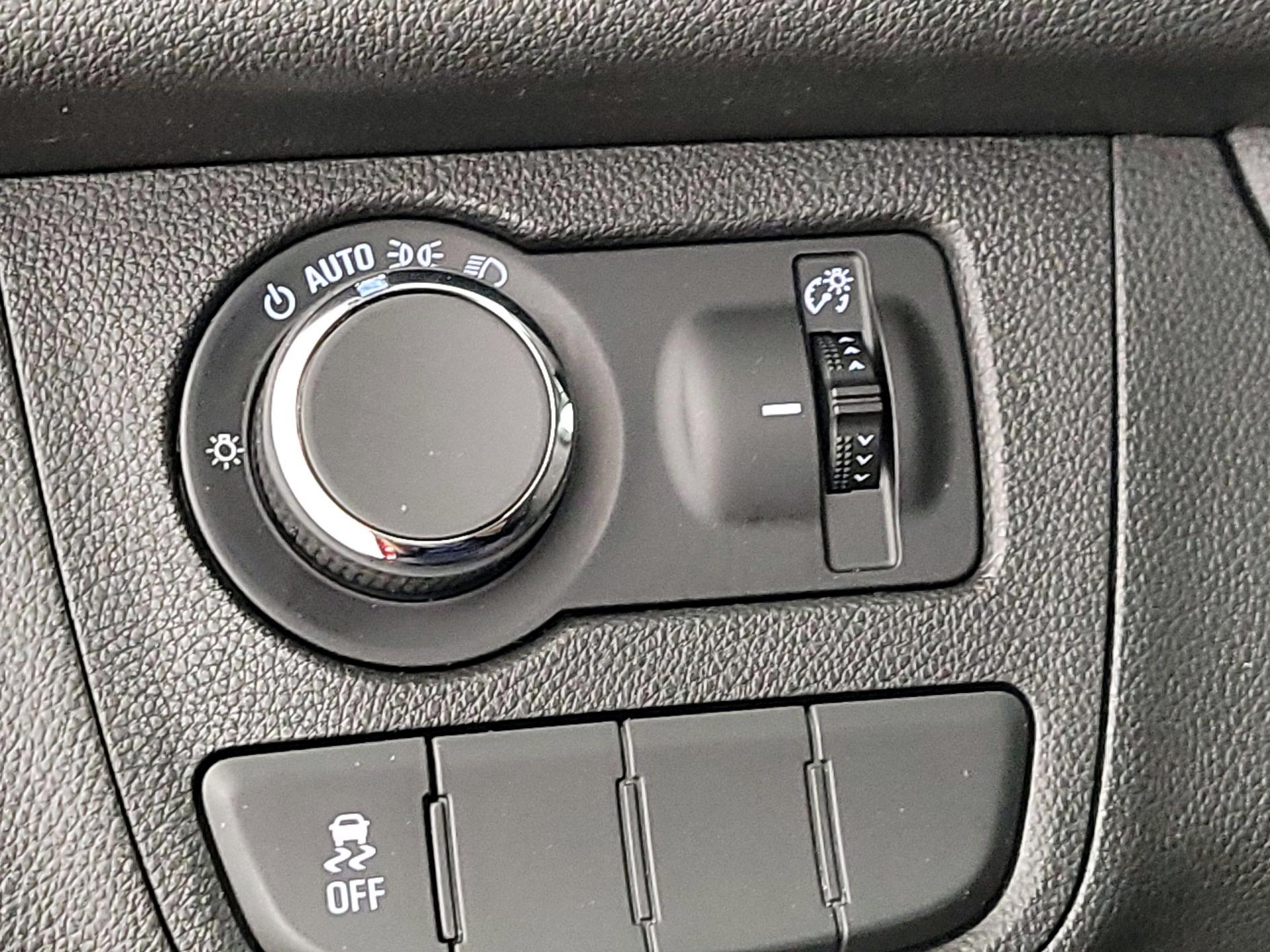 Thumbnail: 2019 Chevrolet Spark - 13