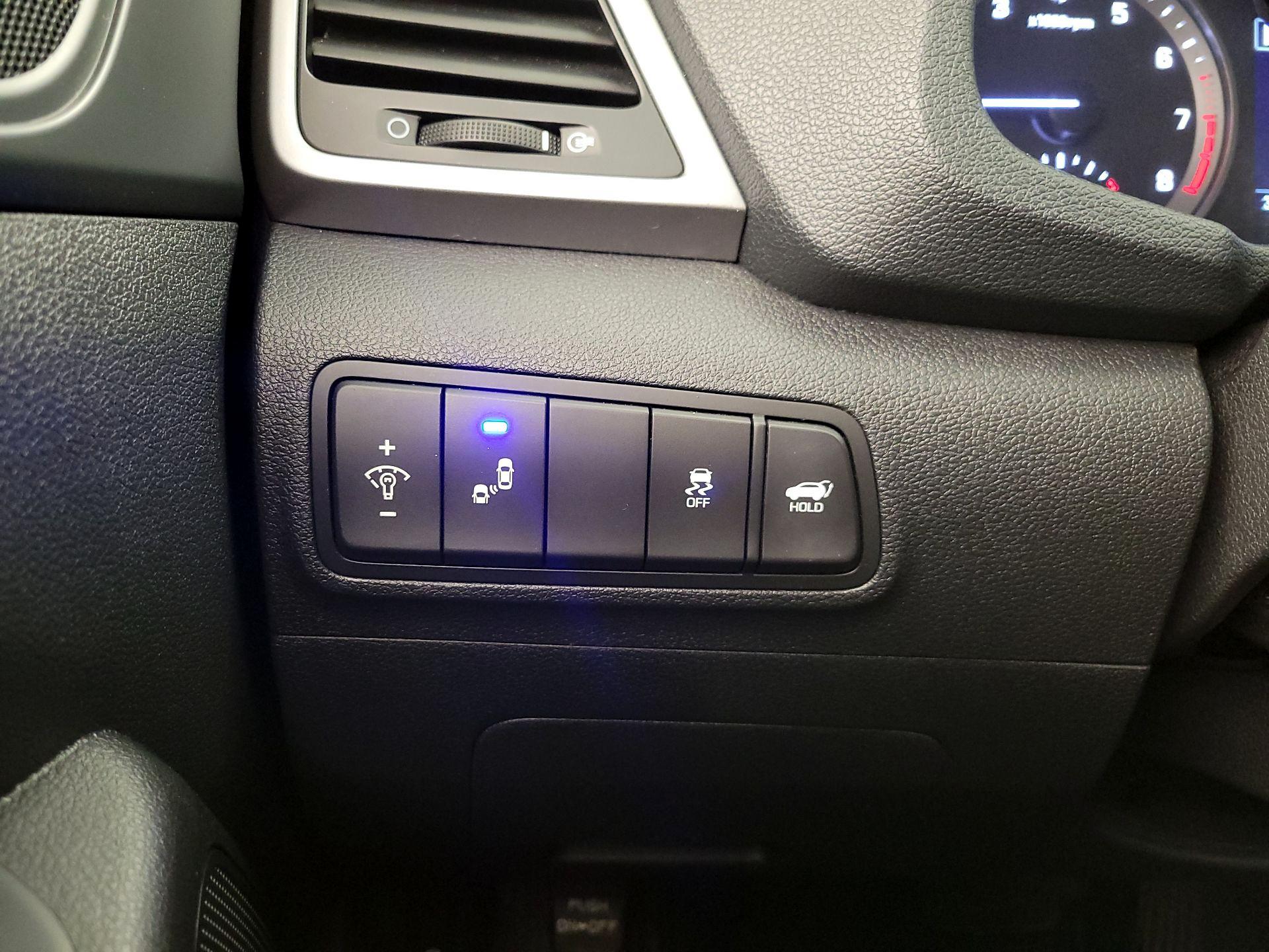 Thumbnail: 2017 Hyundai Tucson - 13