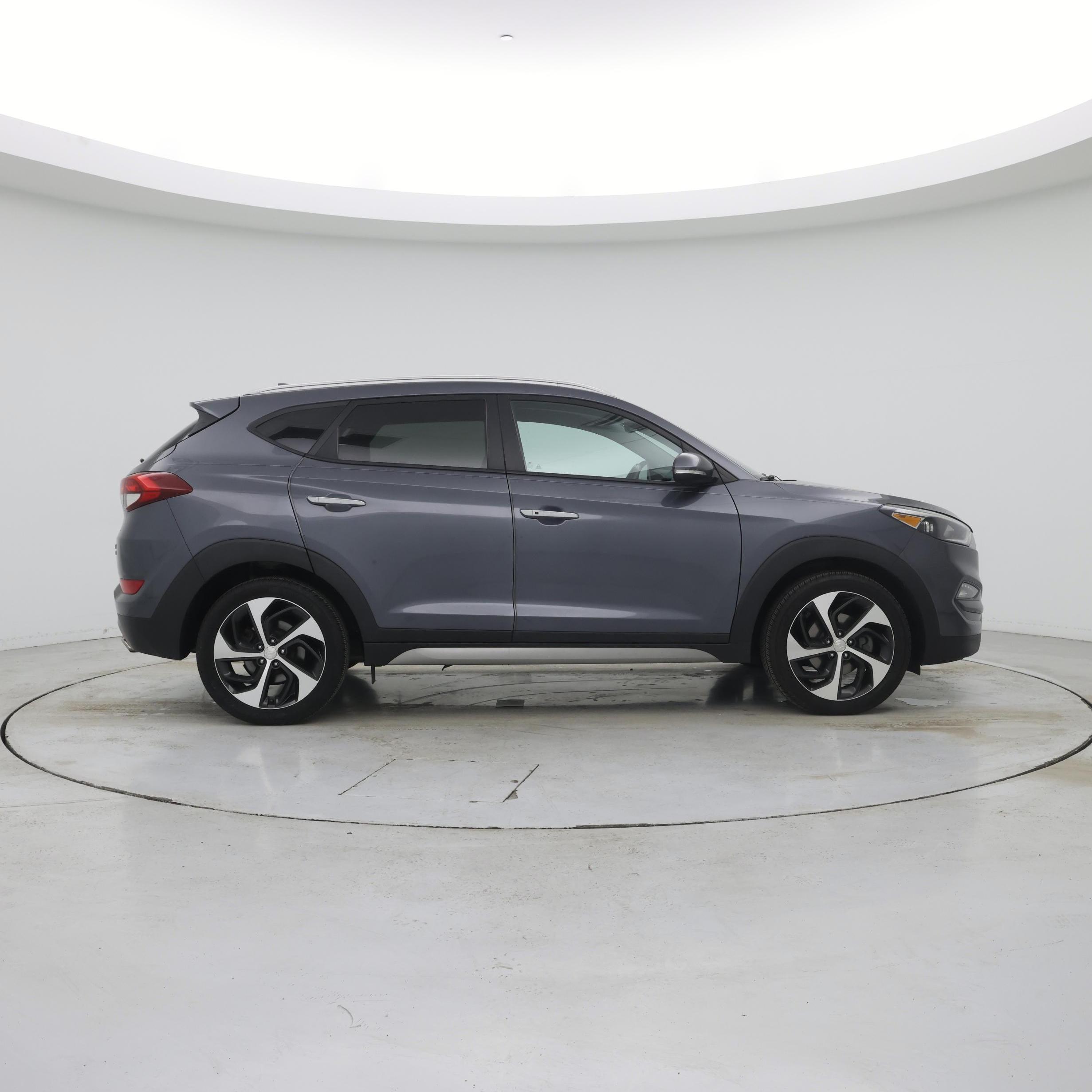 Thumbnail: 2017 Hyundai Tucson - 7