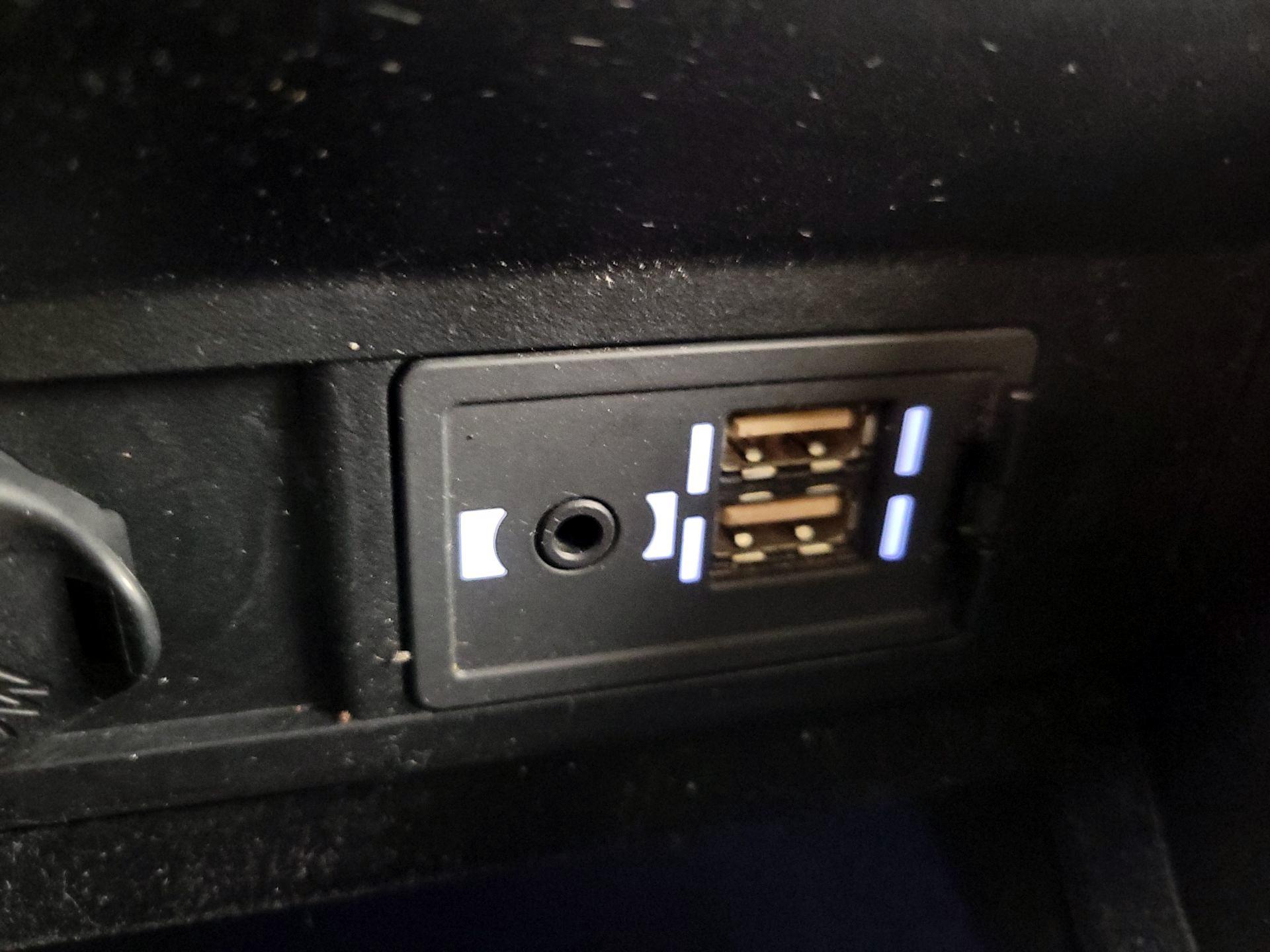 Thumbnail: 2016 Lexus RX - 18