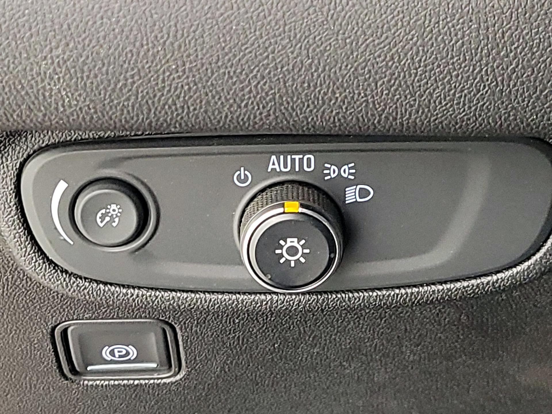 Thumbnail: 2019 GMC Terrain - 13